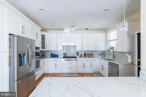 MLS: PADE2088700