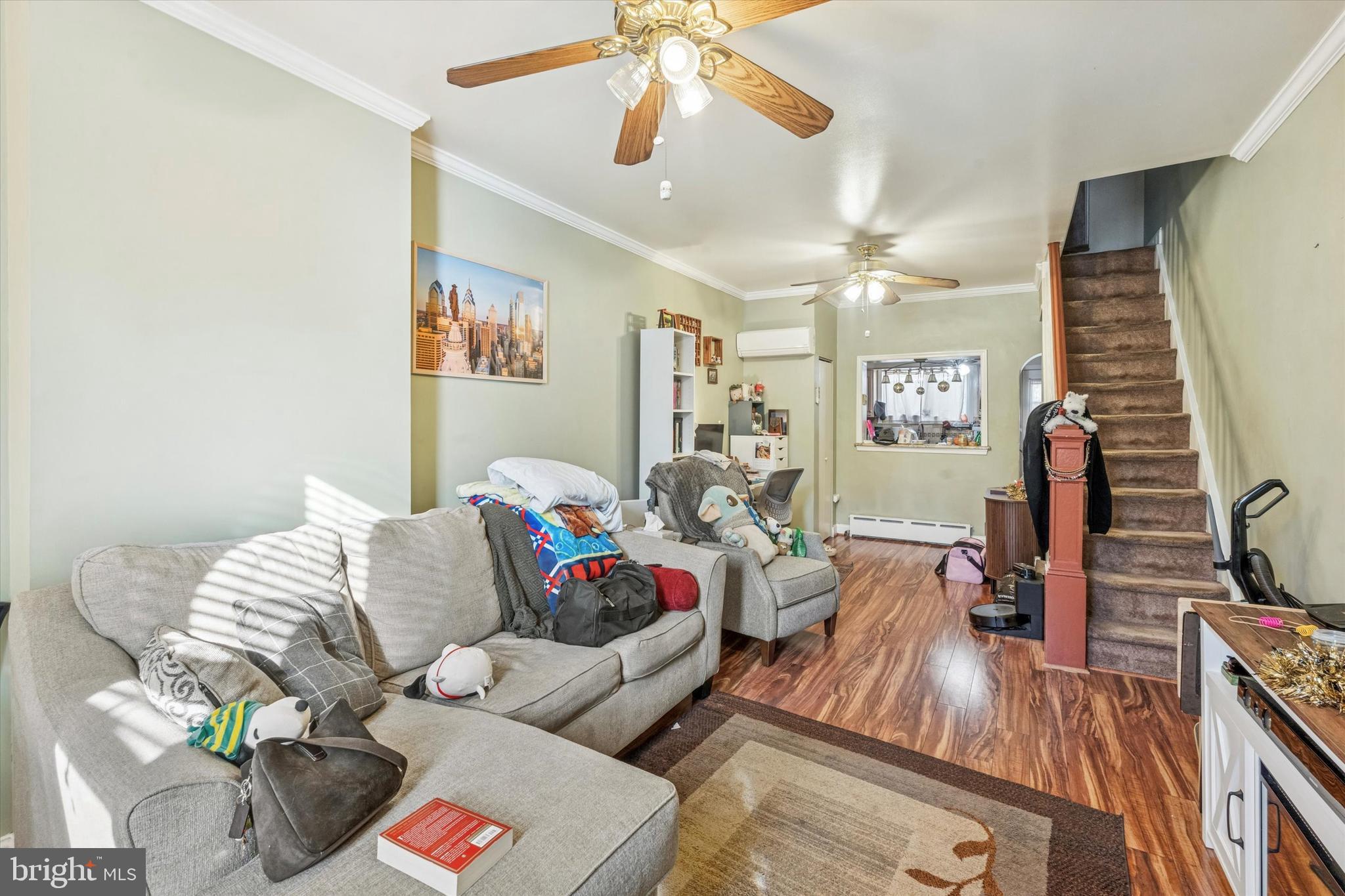 2647 E SELTZER STREET