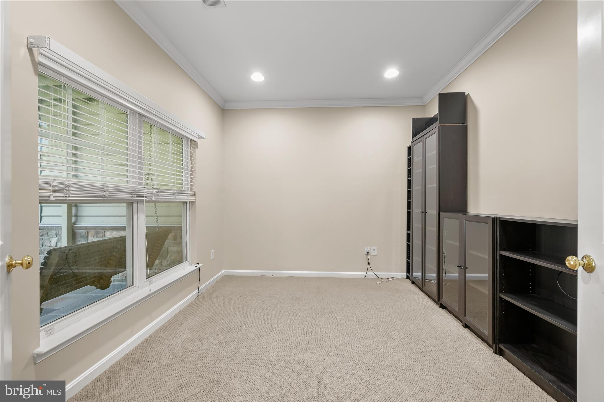 STONE LAKE - Residential