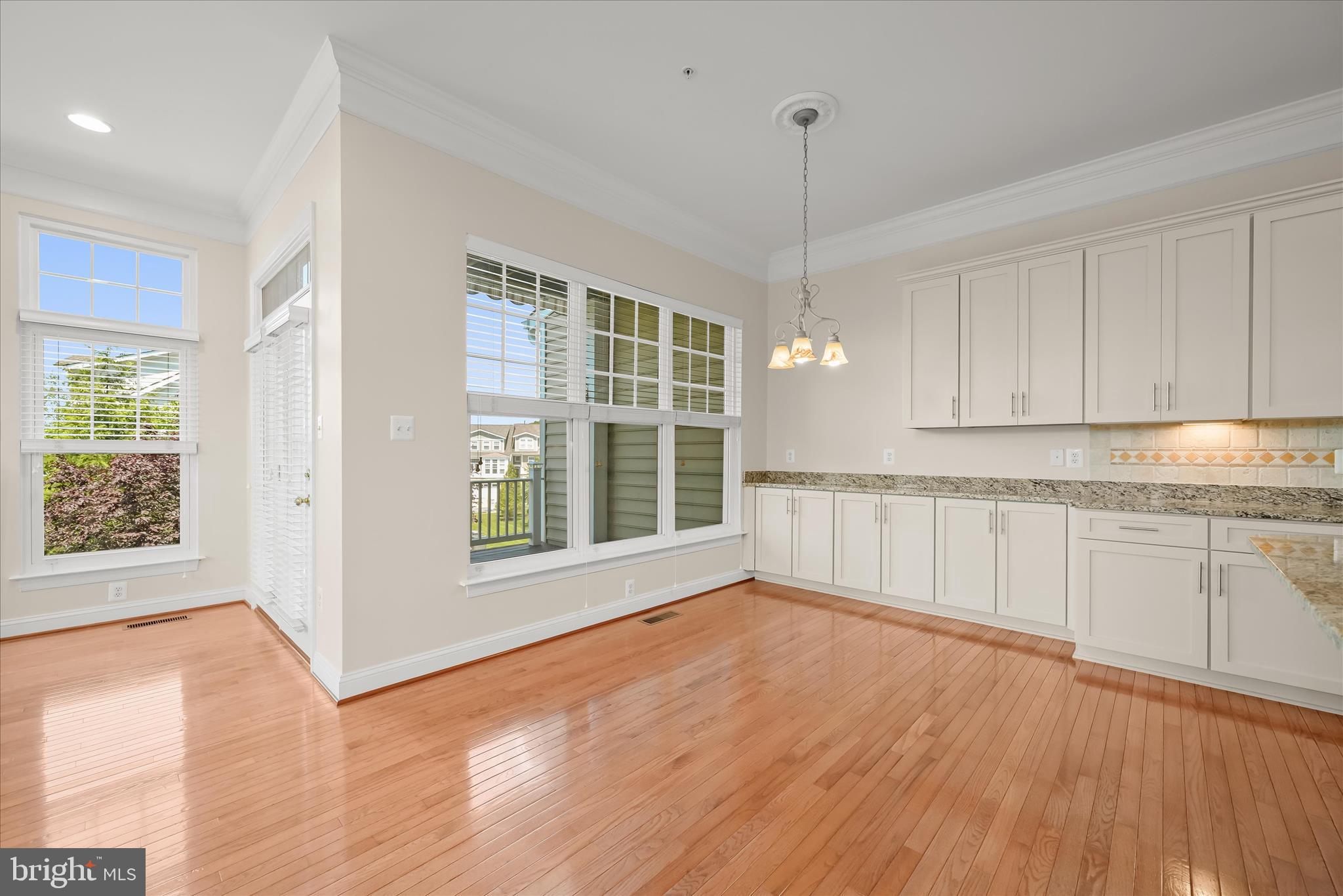 STONE LAKE - Residential