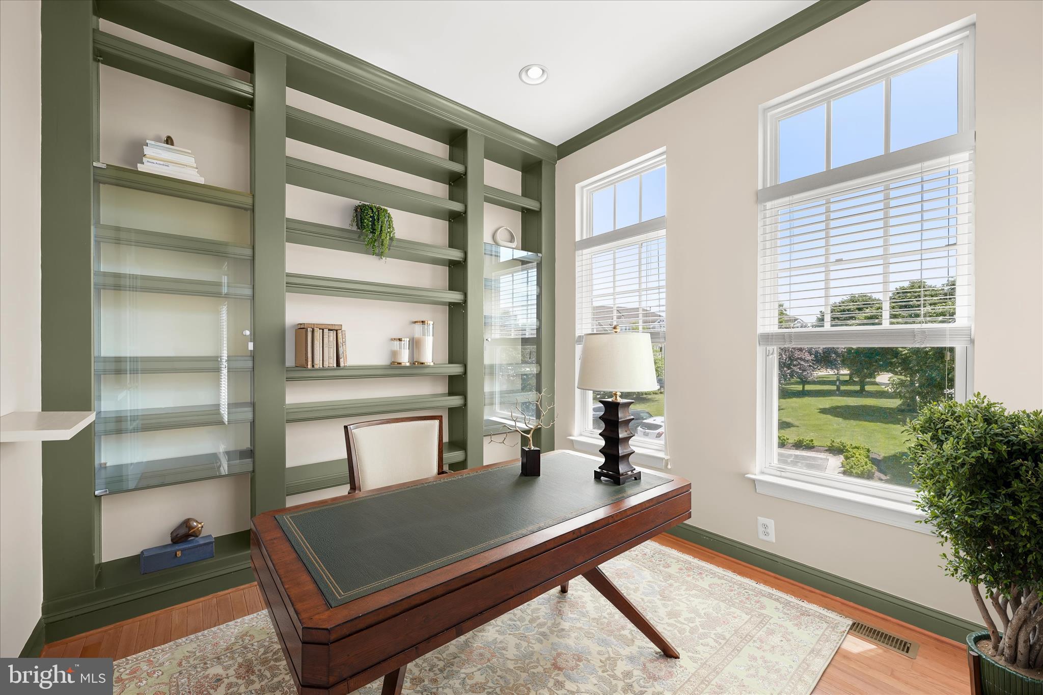 STONE LAKE - Residential
