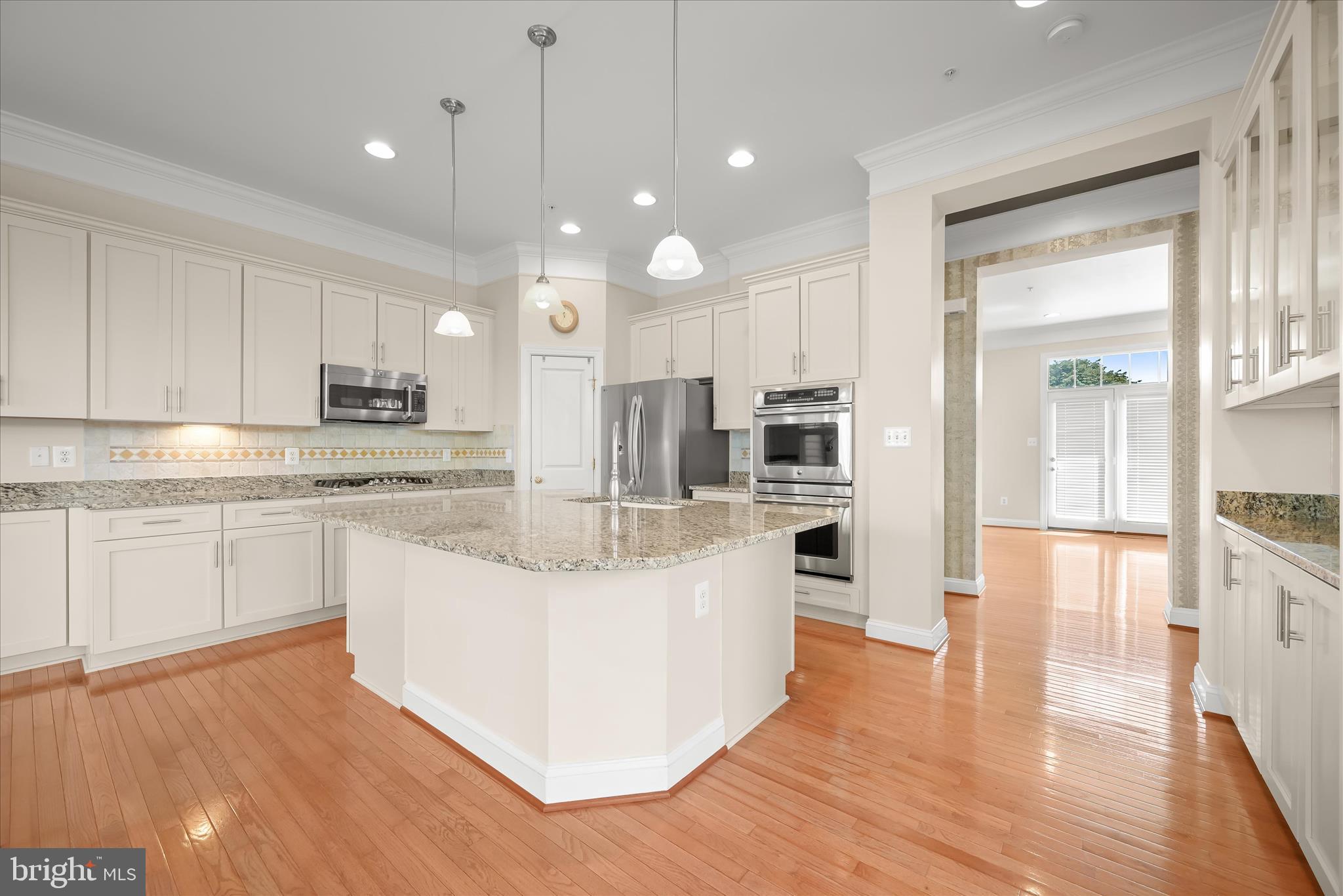 STONE LAKE - Residential