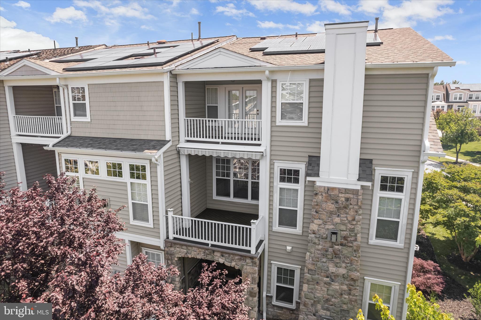 STONE LAKE - Residential