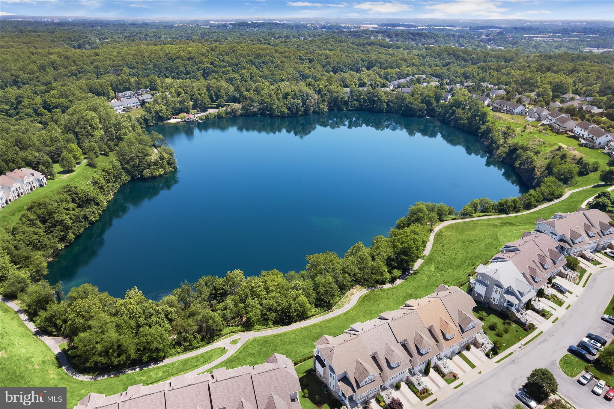 STONE LAKE - Residential