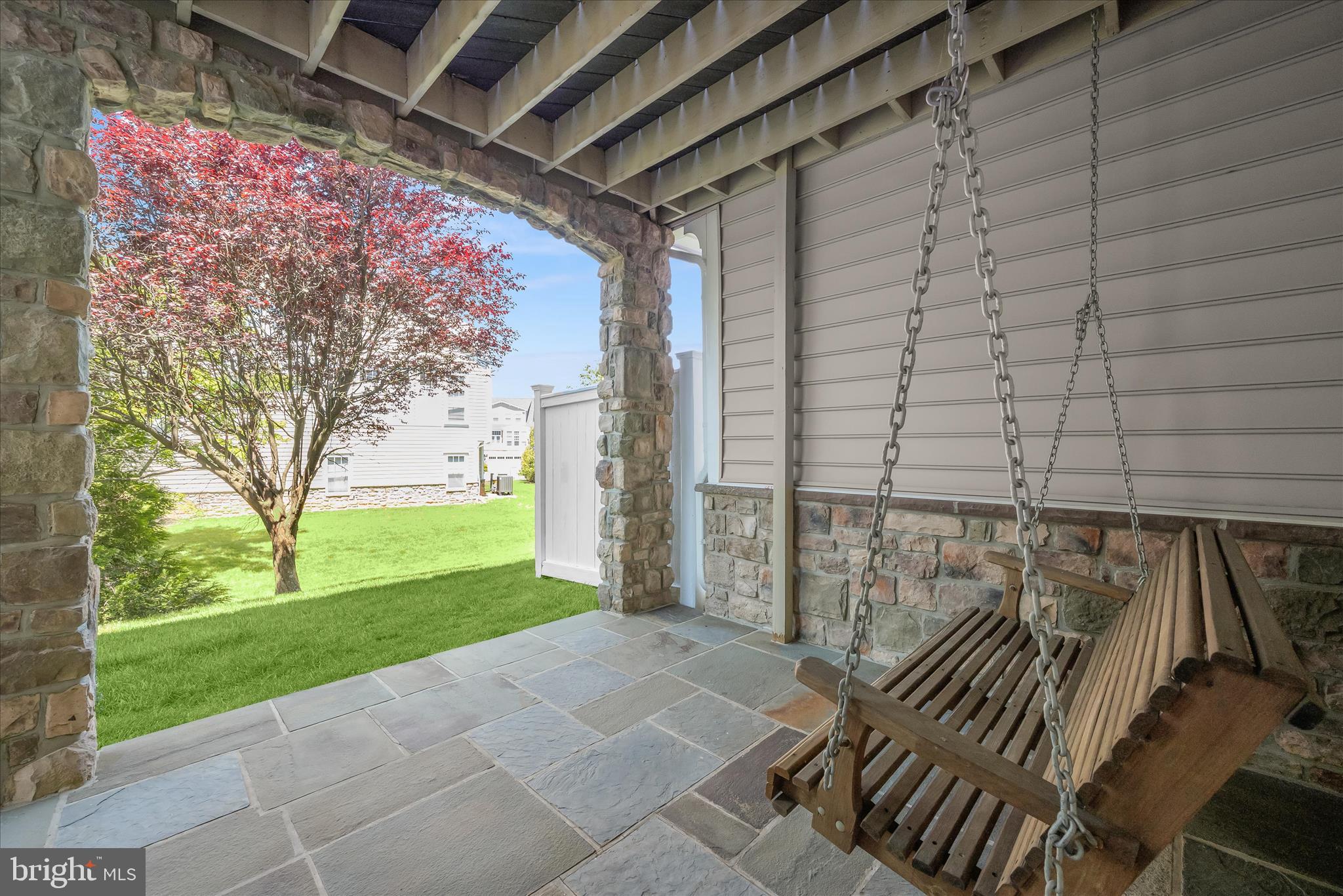 STONE LAKE - Residential