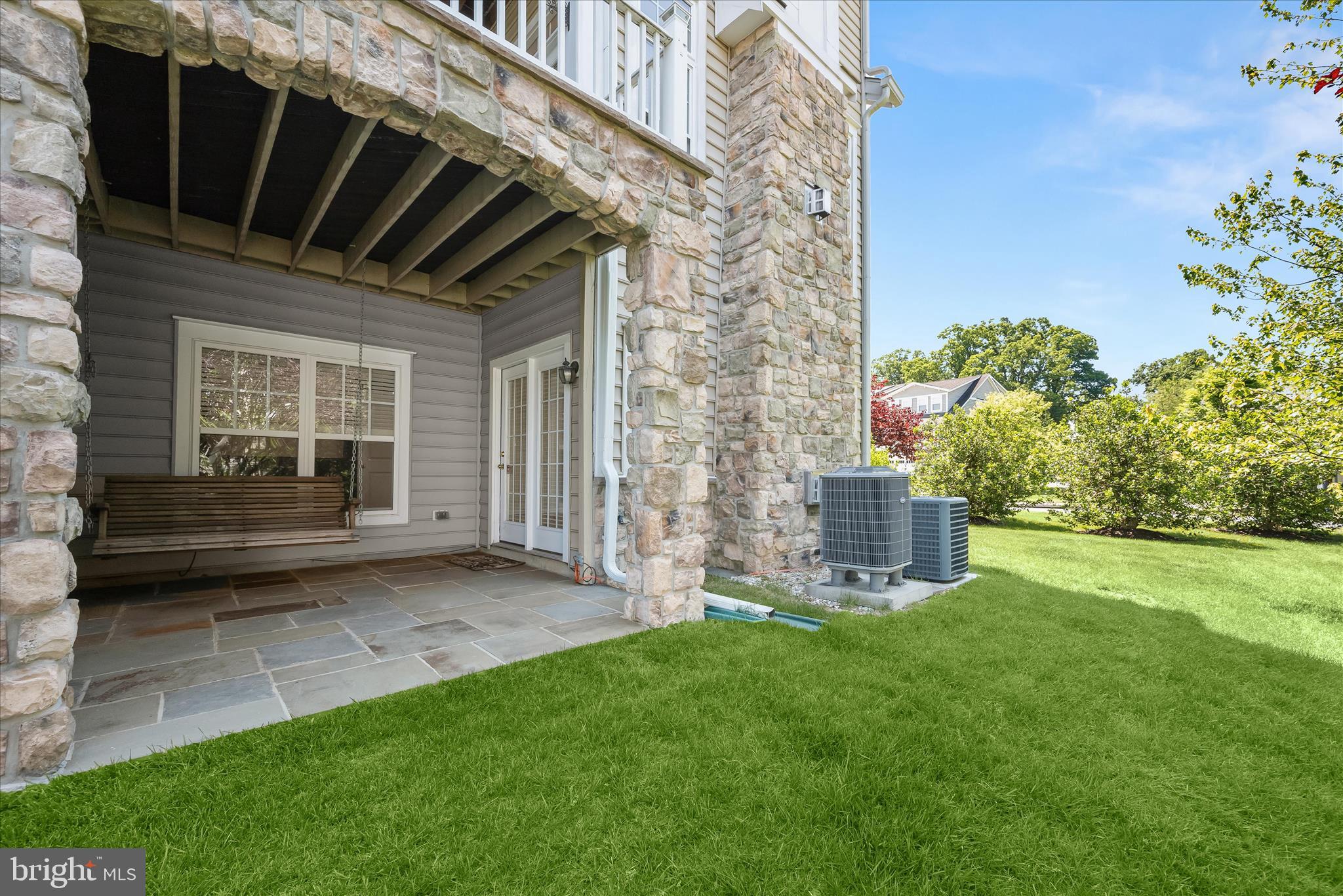 STONE LAKE - Residential