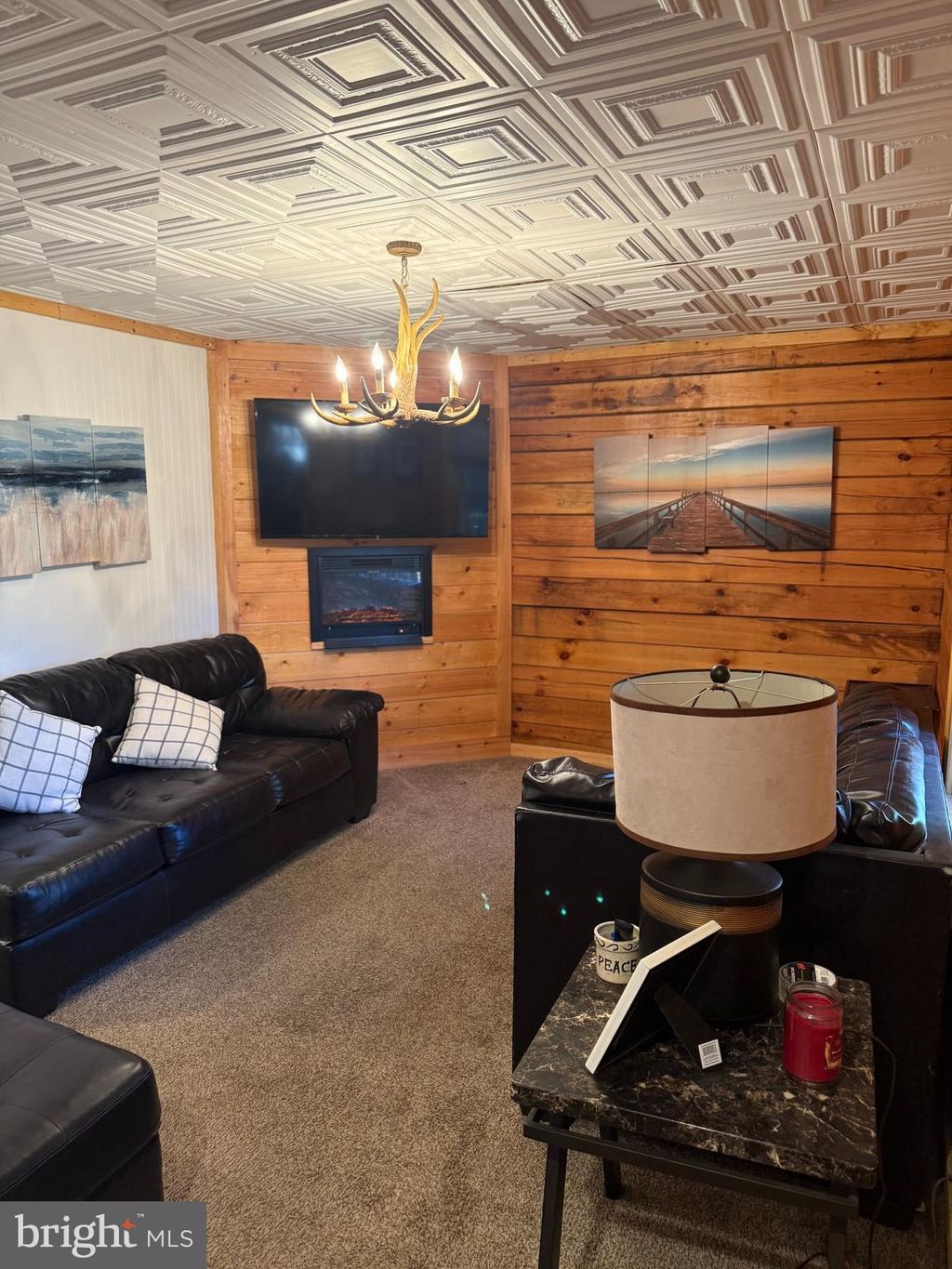 Photo of 199 Lakeview Drive W, LAKE ARIEL, PA 18436 (MLS # PAWN2000782)