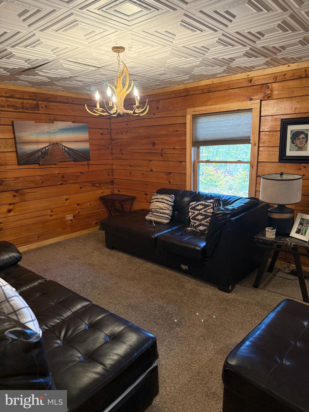 Photo of 199 Lakeview Drive W, LAKE ARIEL, PA 18436 (MLS # PAWN2000782)