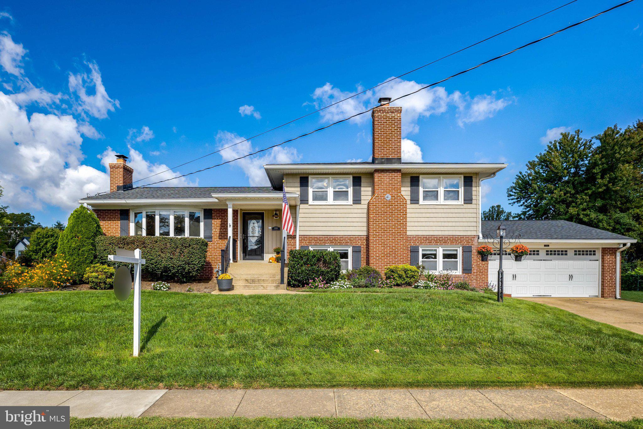 1000 WESTWOOD DRIVE NE