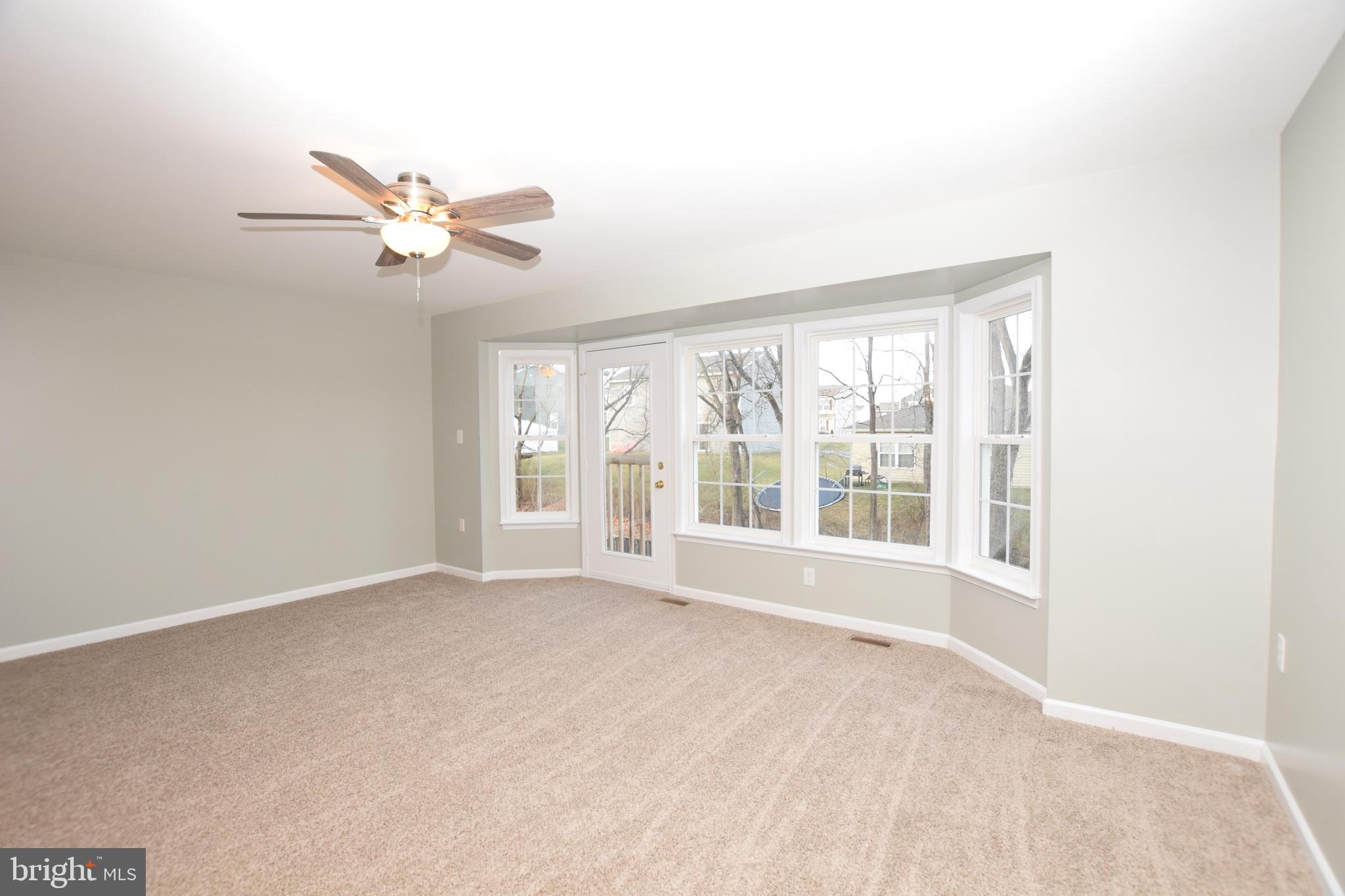 COUNTY GREEN - Residential Lease