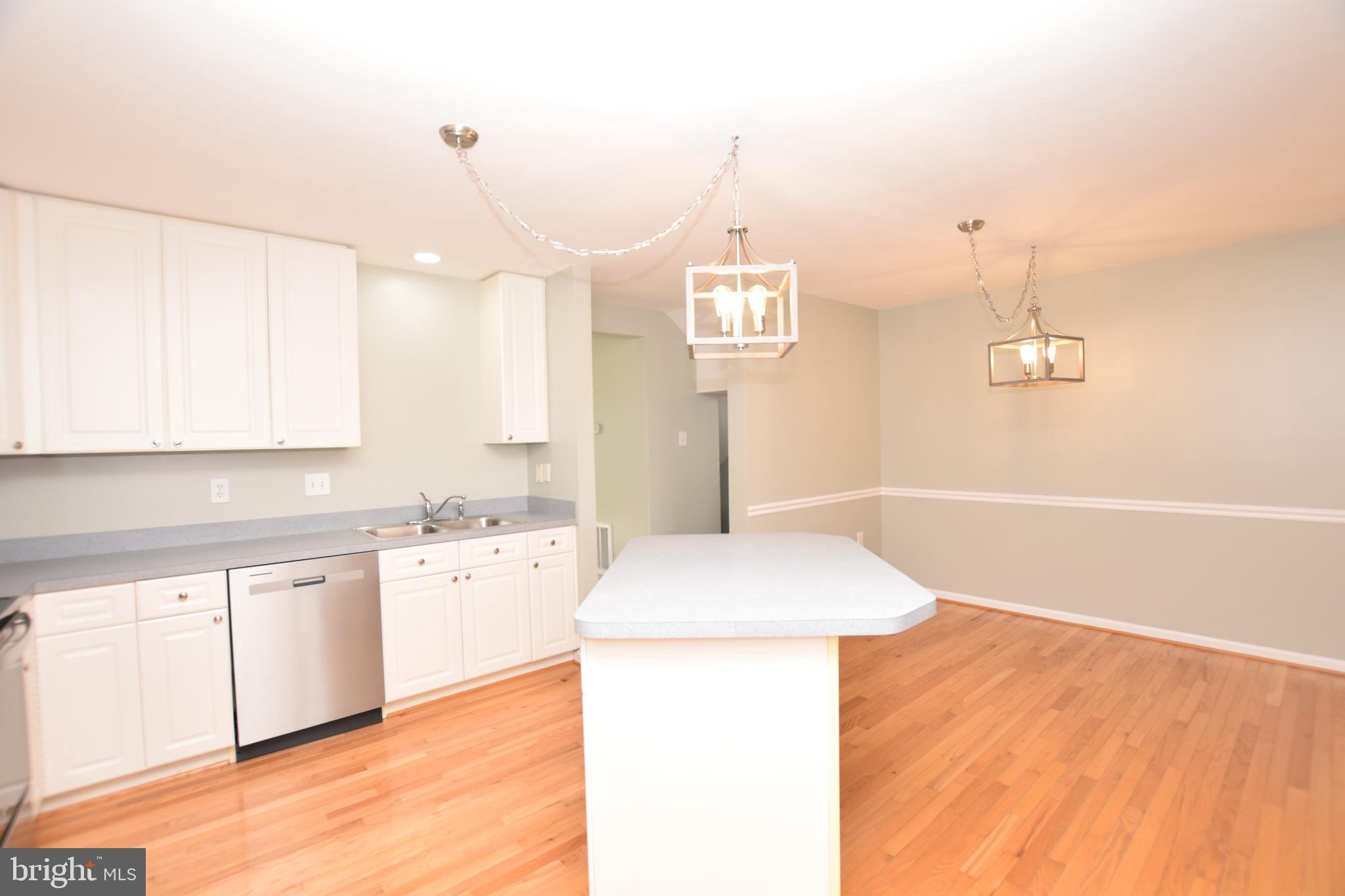 COUNTY GREEN - Residential Lease