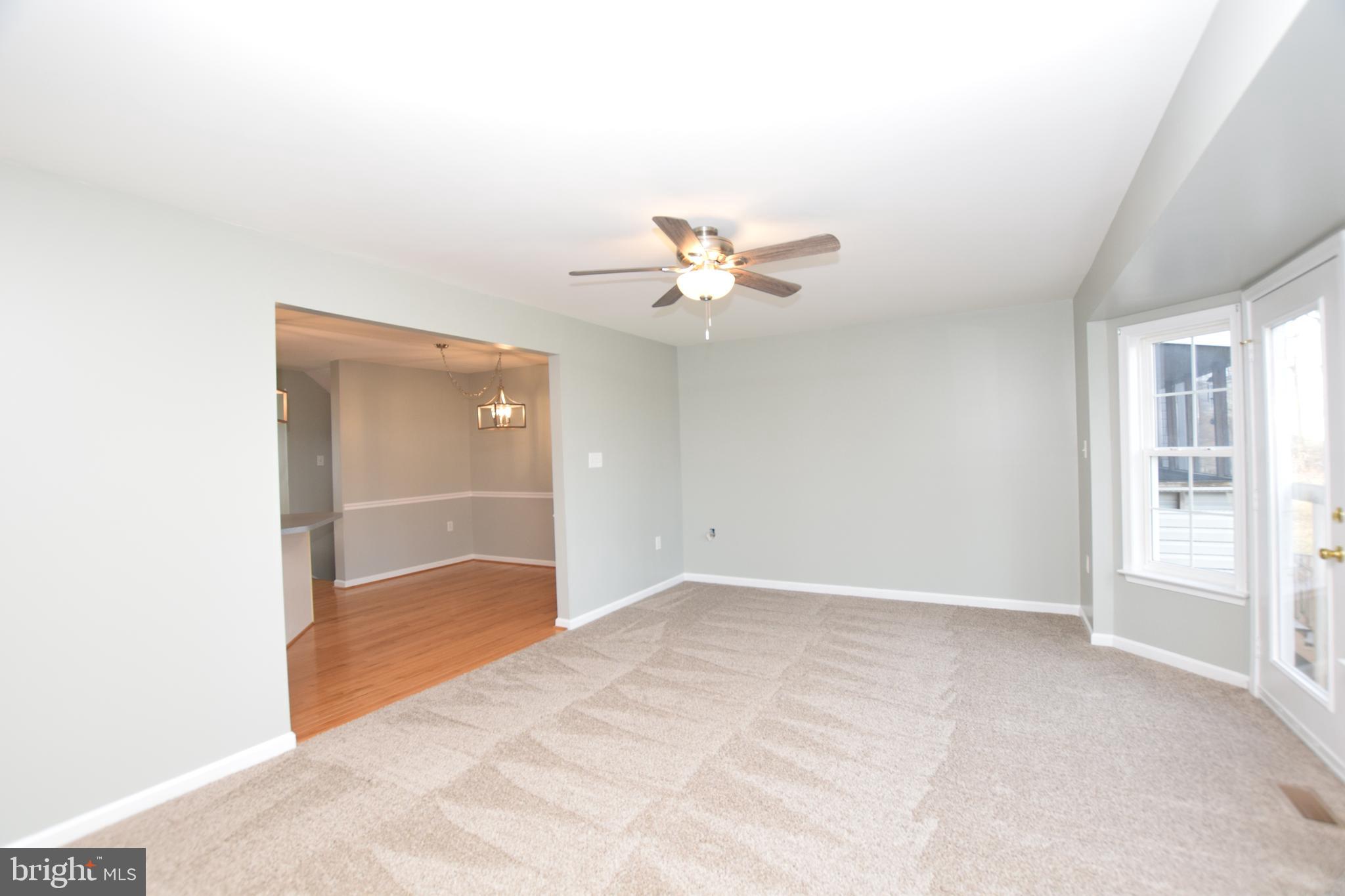 COUNTY GREEN - Residential Lease