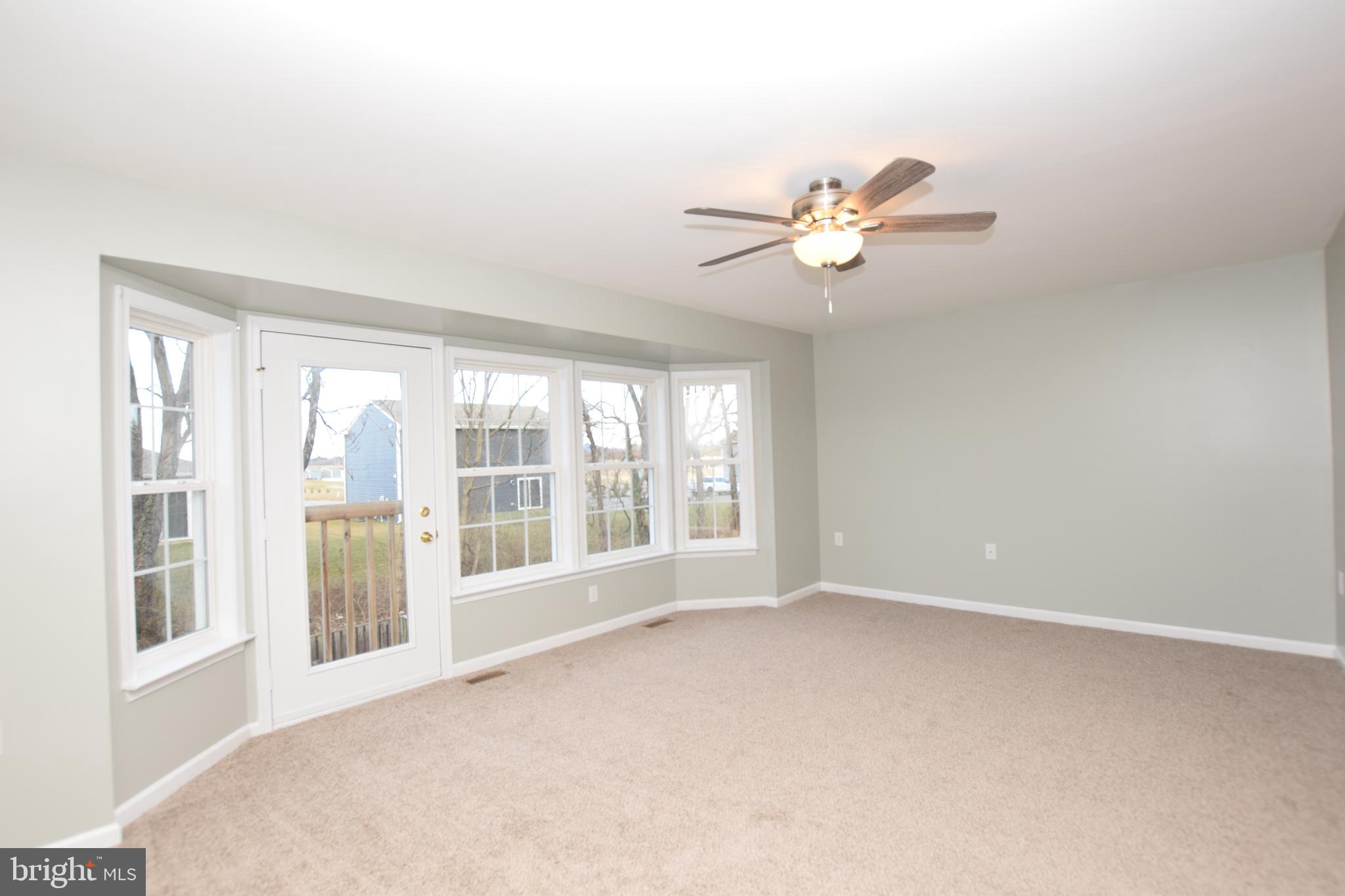 COUNTY GREEN - Residential Lease