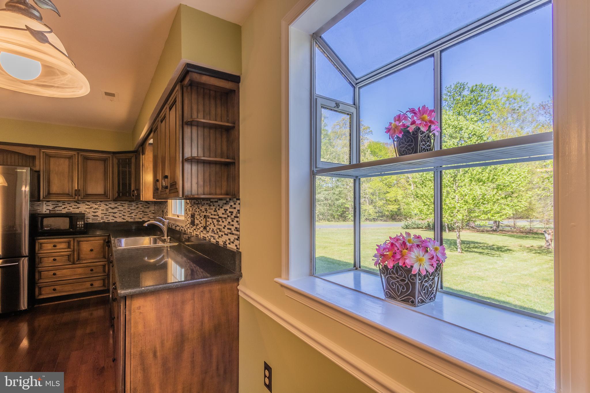 CHAPEL POINT WOODS - Residential