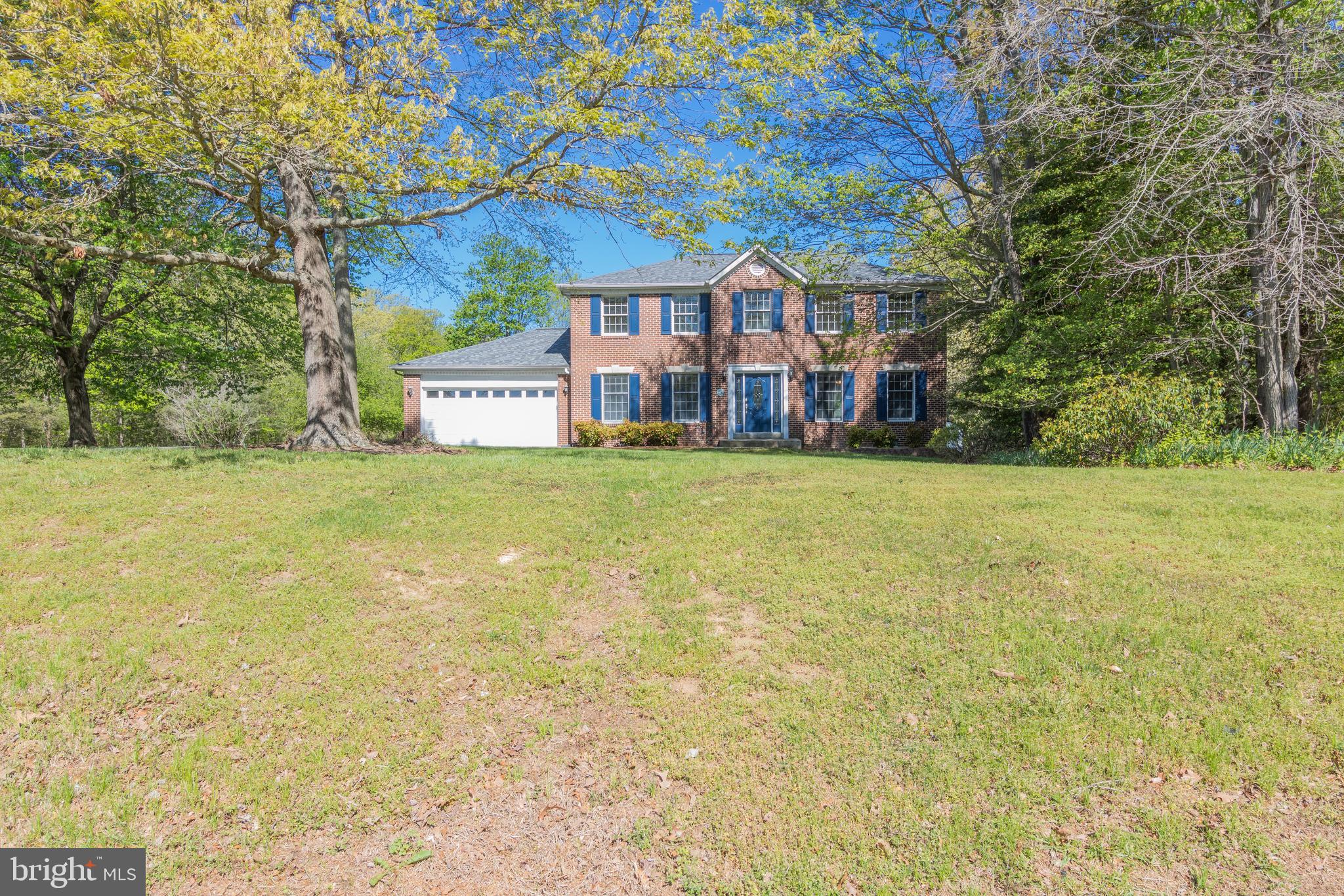 CHAPEL POINT WOODS - Residential