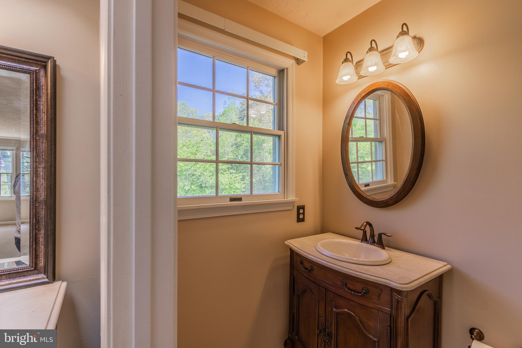 CHAPEL POINT WOODS - Residential