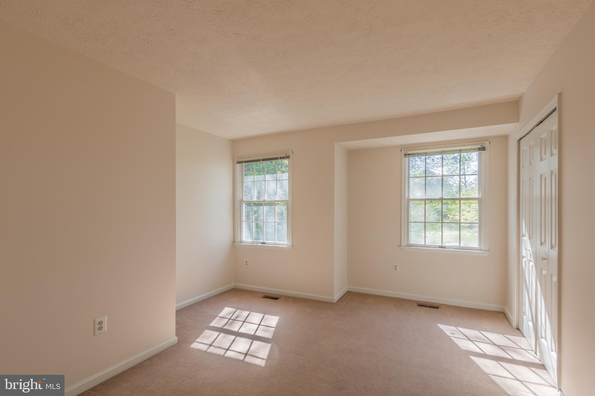 CHAPEL POINT WOODS - Residential