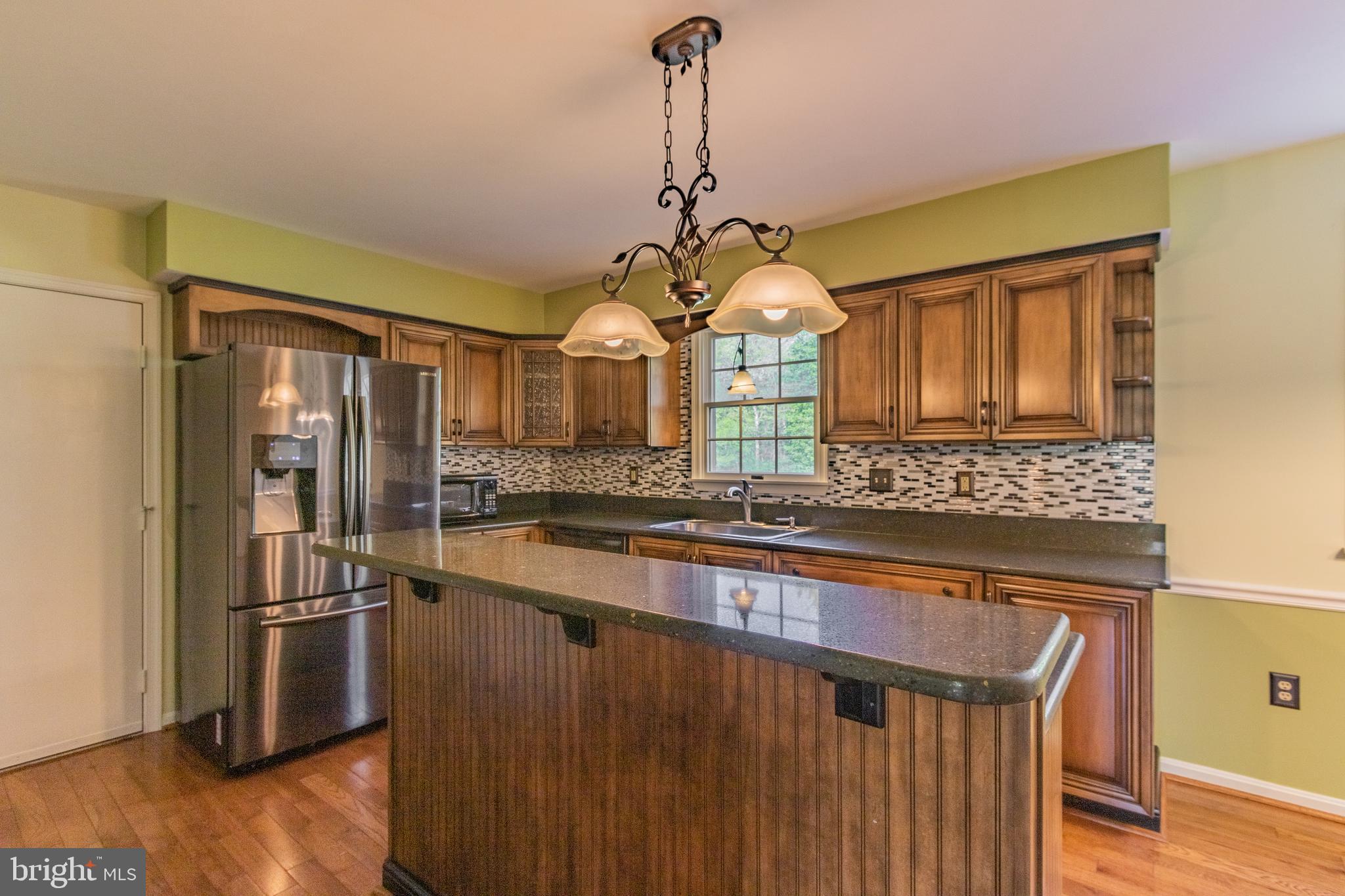 CHAPEL POINT WOODS - Residential