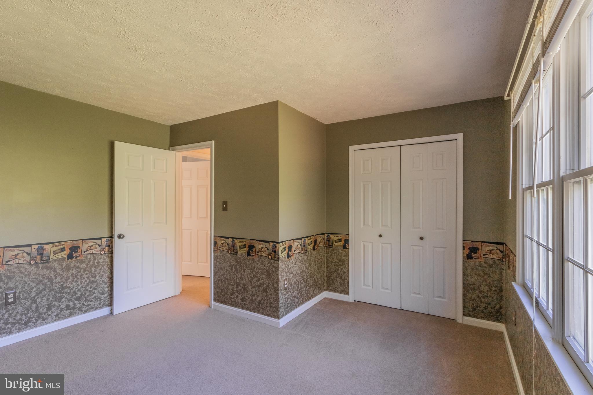 CHAPEL POINT WOODS - Residential