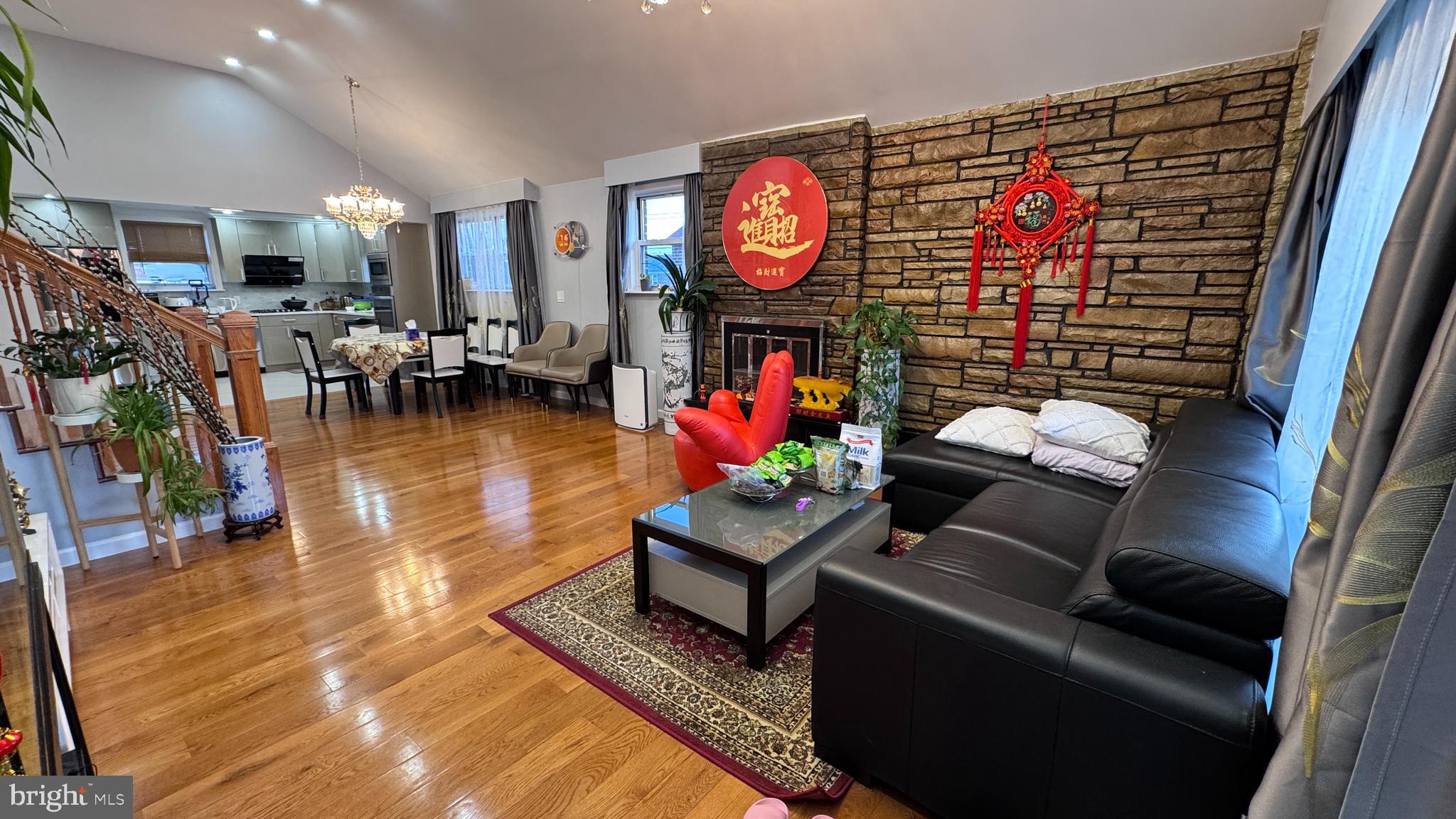 PINE VALLEY - Residential