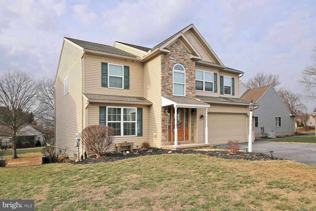 Photo of 706 Brookside Lane, LEBANON, PA 17042 (MLS # PALN2024064)