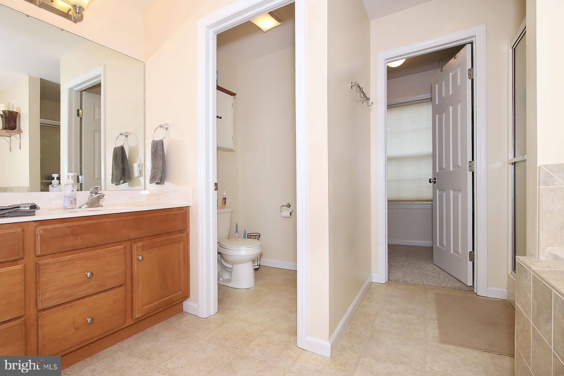 CREEKSIDE - Residential