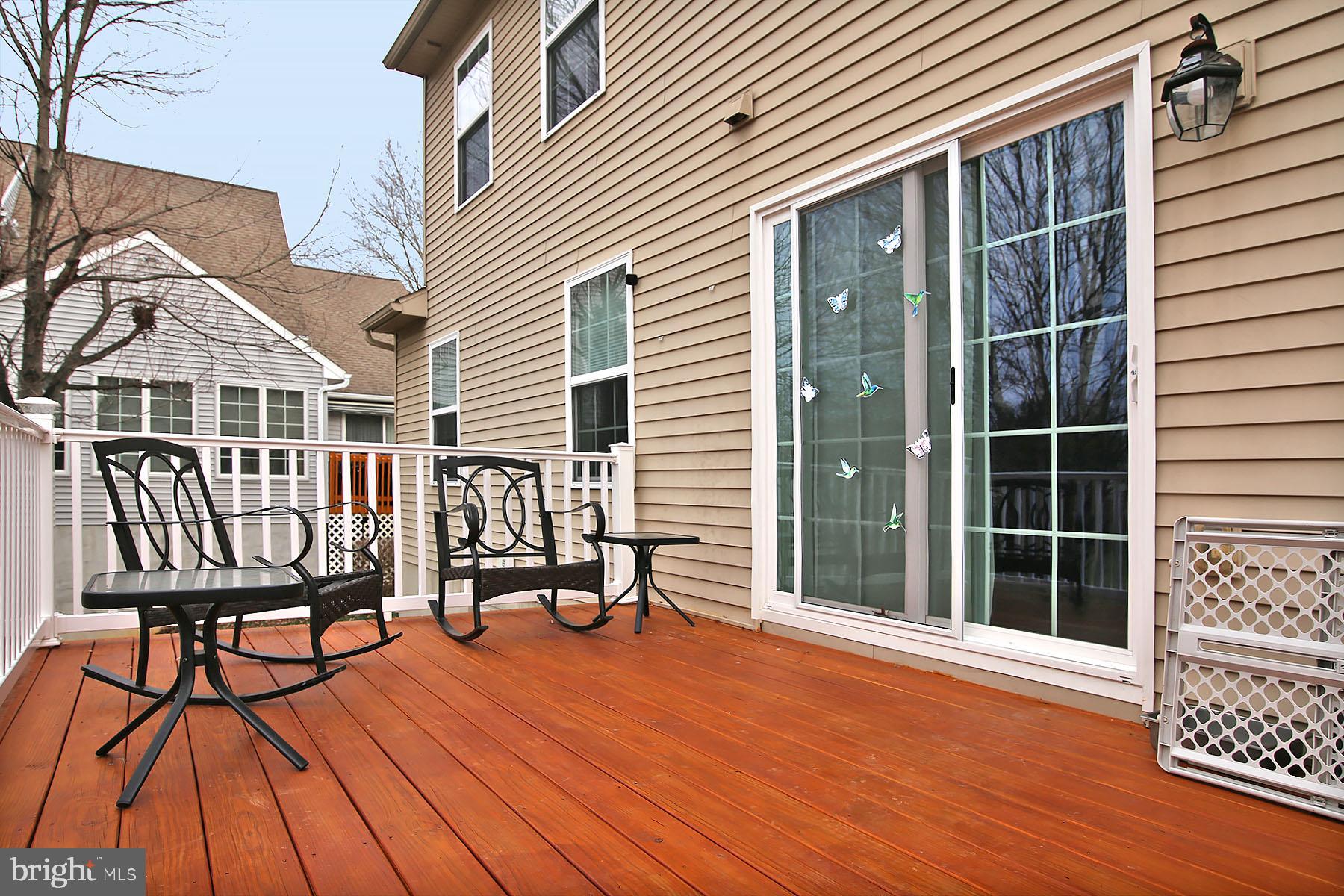 CREEKSIDE - Residential