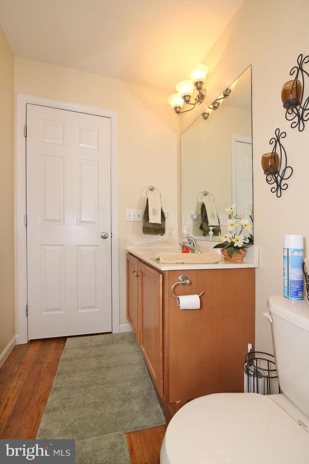 CREEKSIDE - Residential