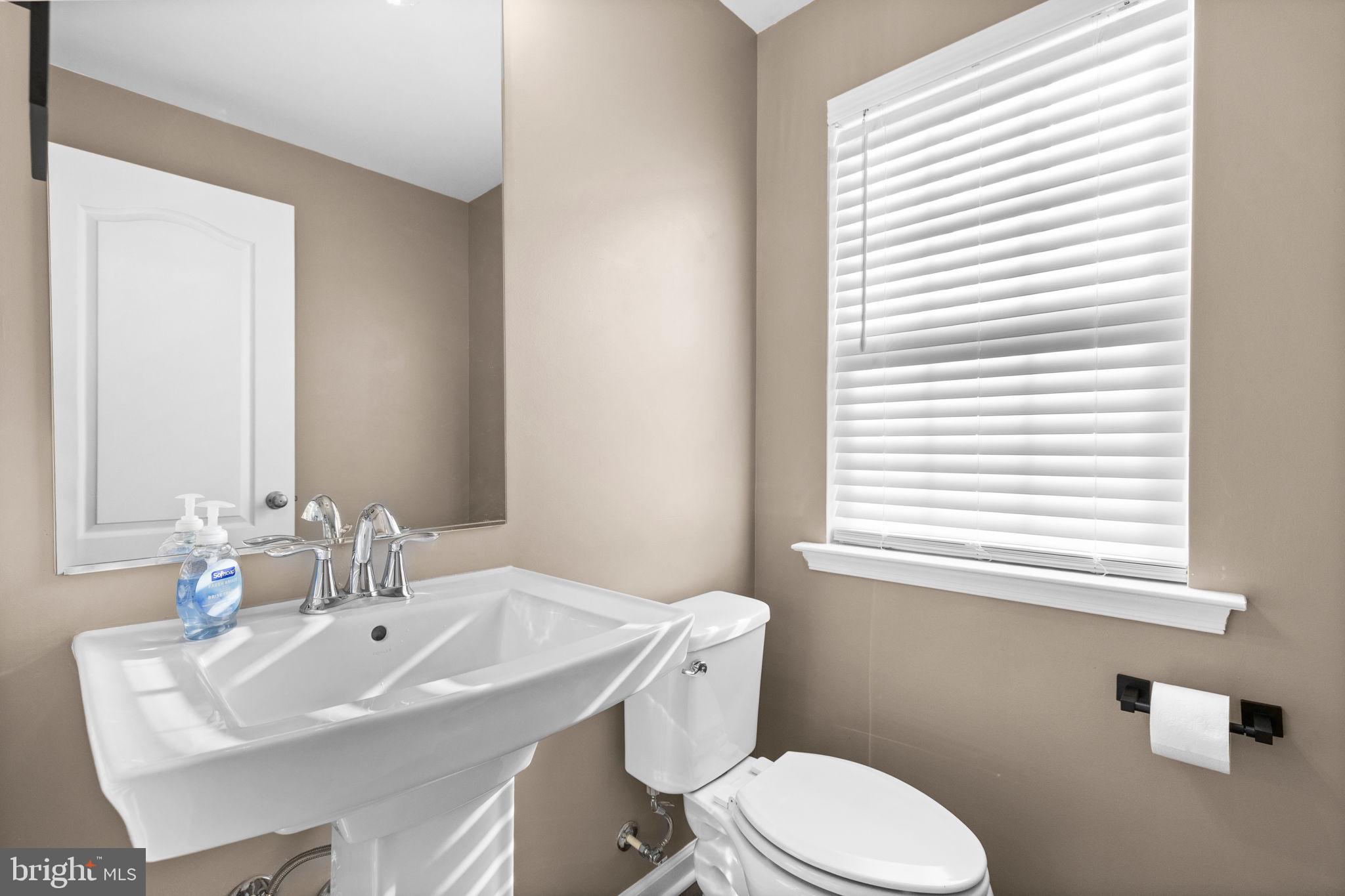 NEW POST ON THE RAPPAHANNOCK - Residential