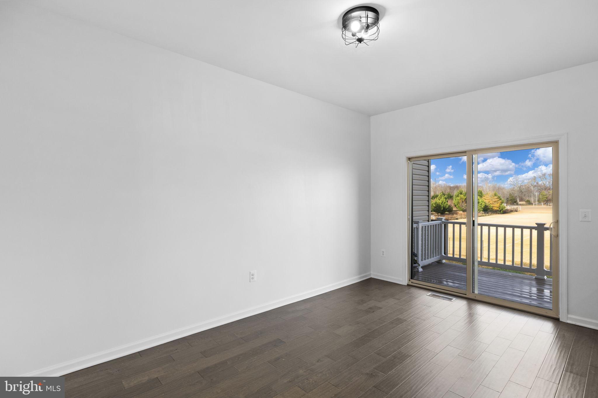 NEW POST ON THE RAPPAHANNOCK - Residential