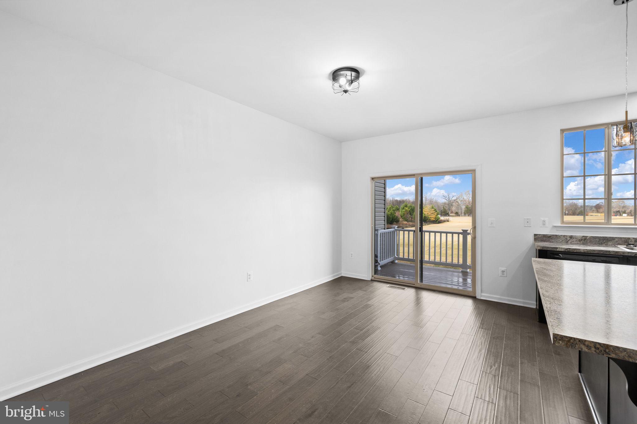 NEW POST ON THE RAPPAHANNOCK - Residential