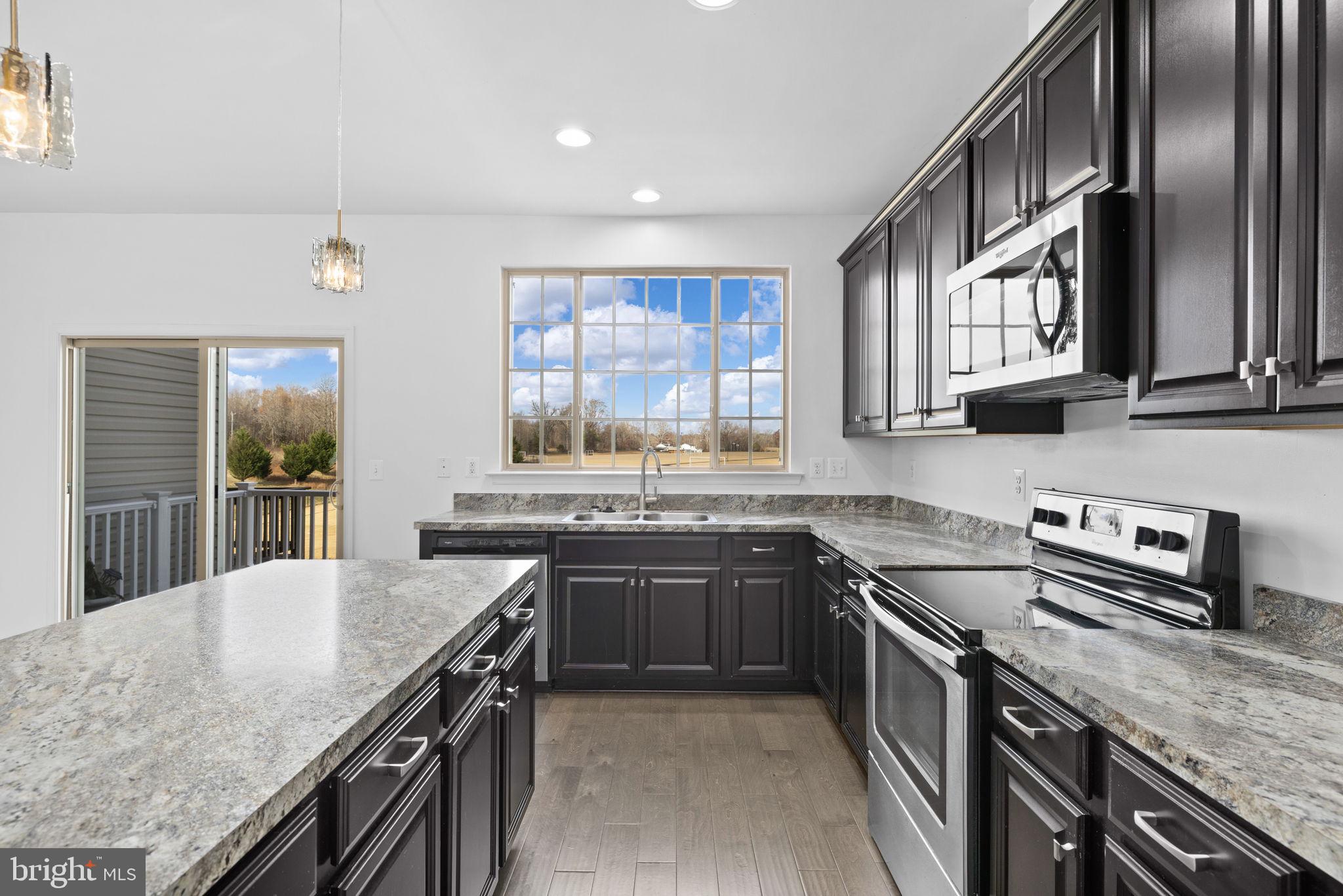 NEW POST ON THE RAPPAHANNOCK - Residential