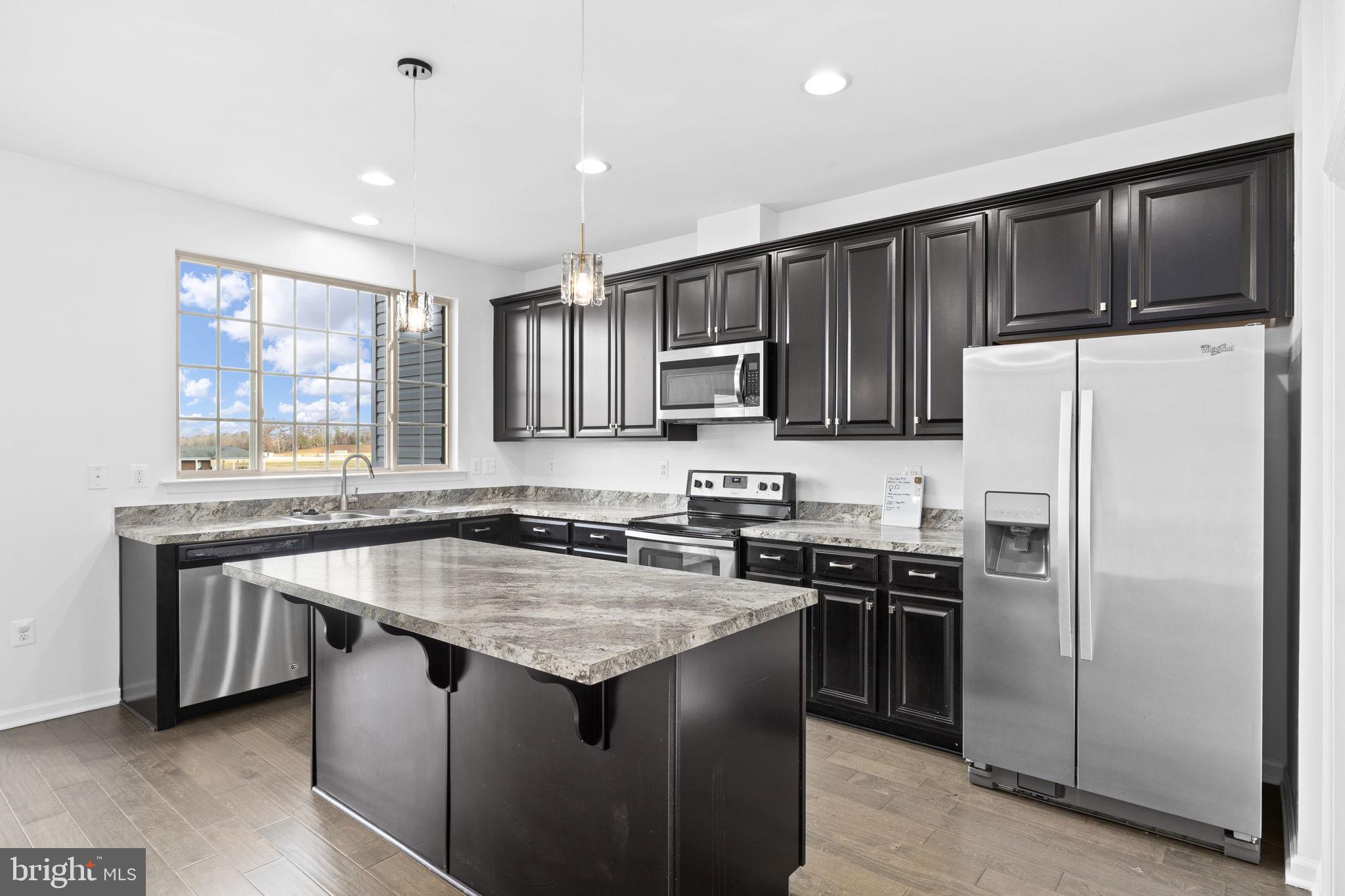 NEW POST ON THE RAPPAHANNOCK - Residential