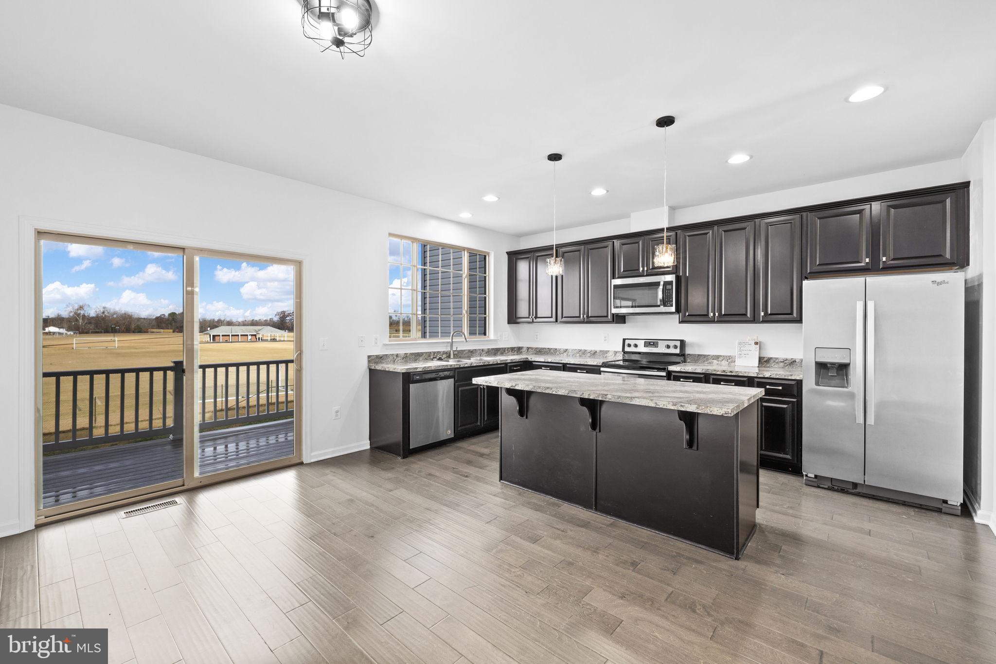 NEW POST ON THE RAPPAHANNOCK - Residential