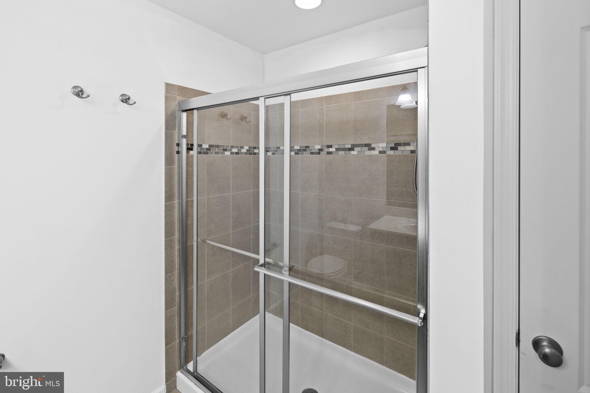 NEW POST ON THE RAPPAHANNOCK - Residential