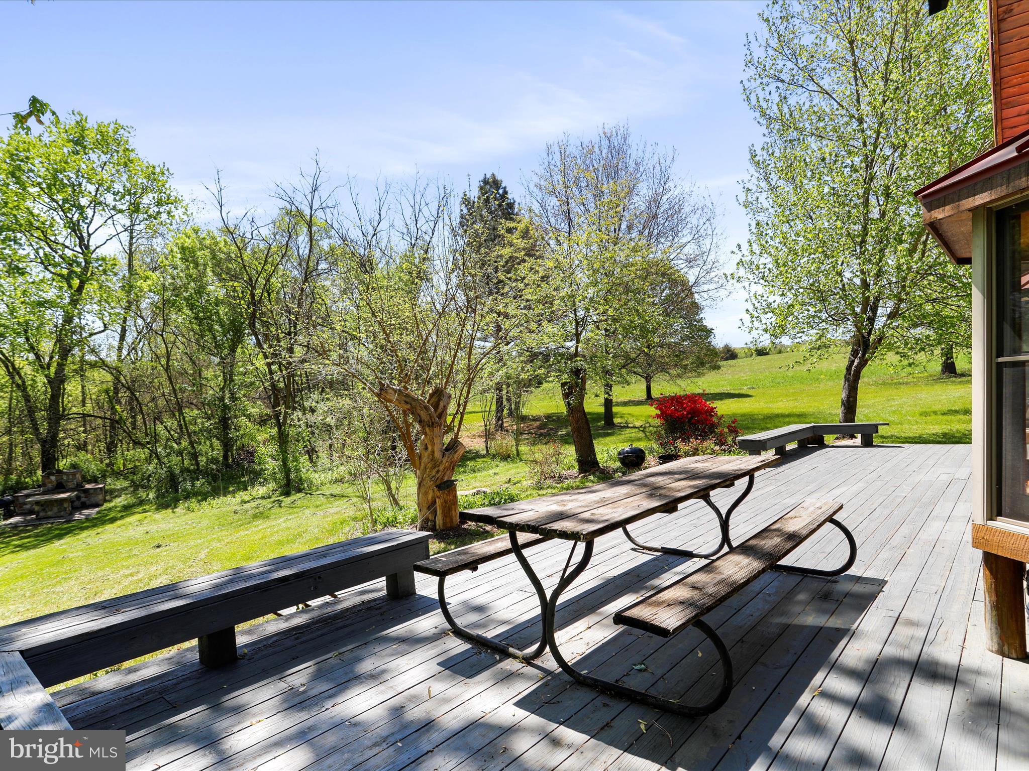 BLUE MEADOWS - Residential