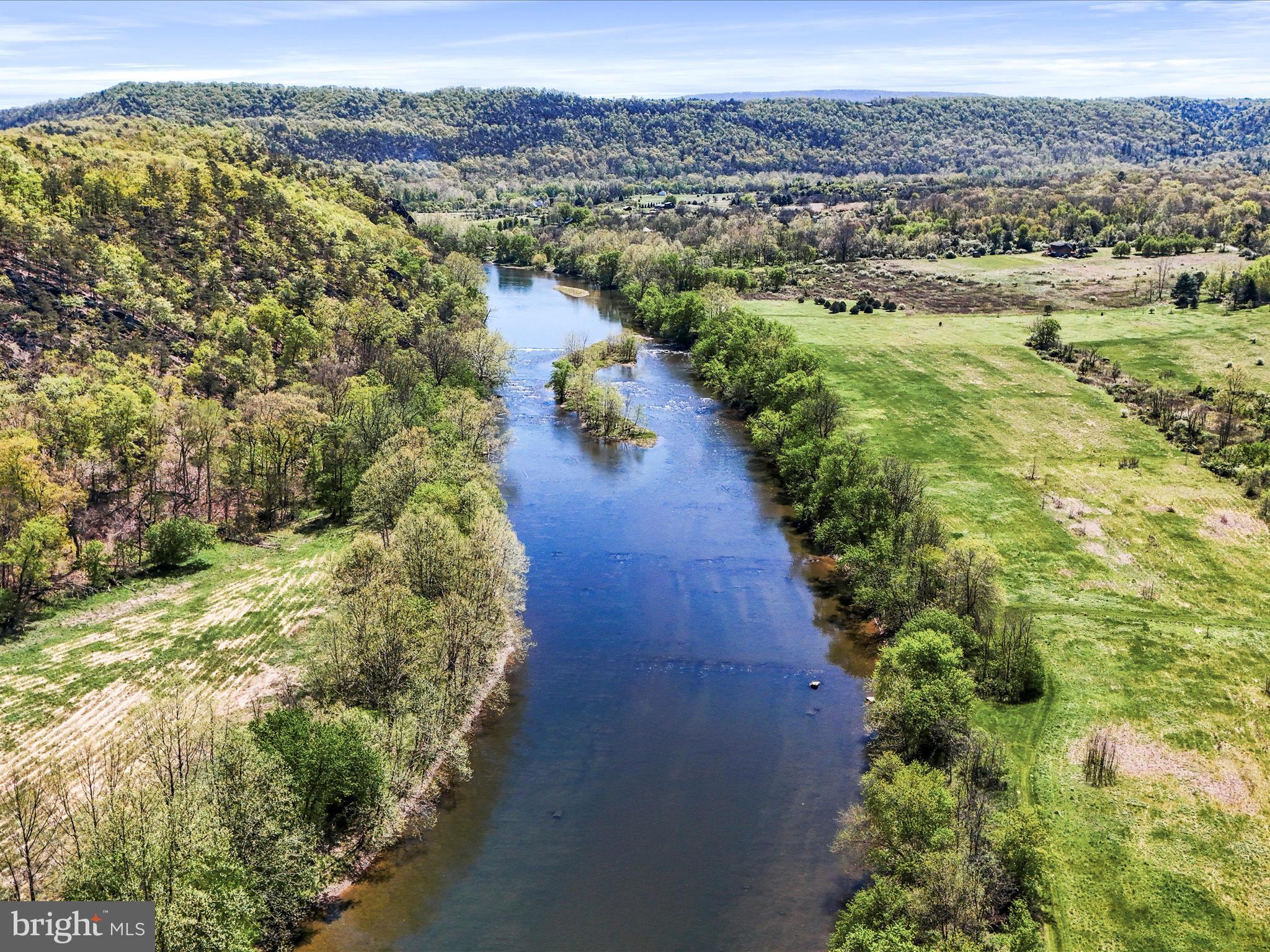 BLUE MEADOWS - Residential