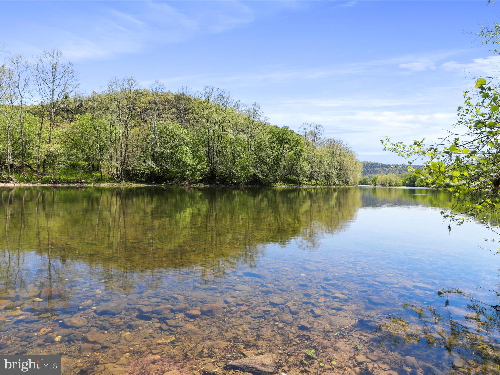 BLUE MEADOWS - Residential