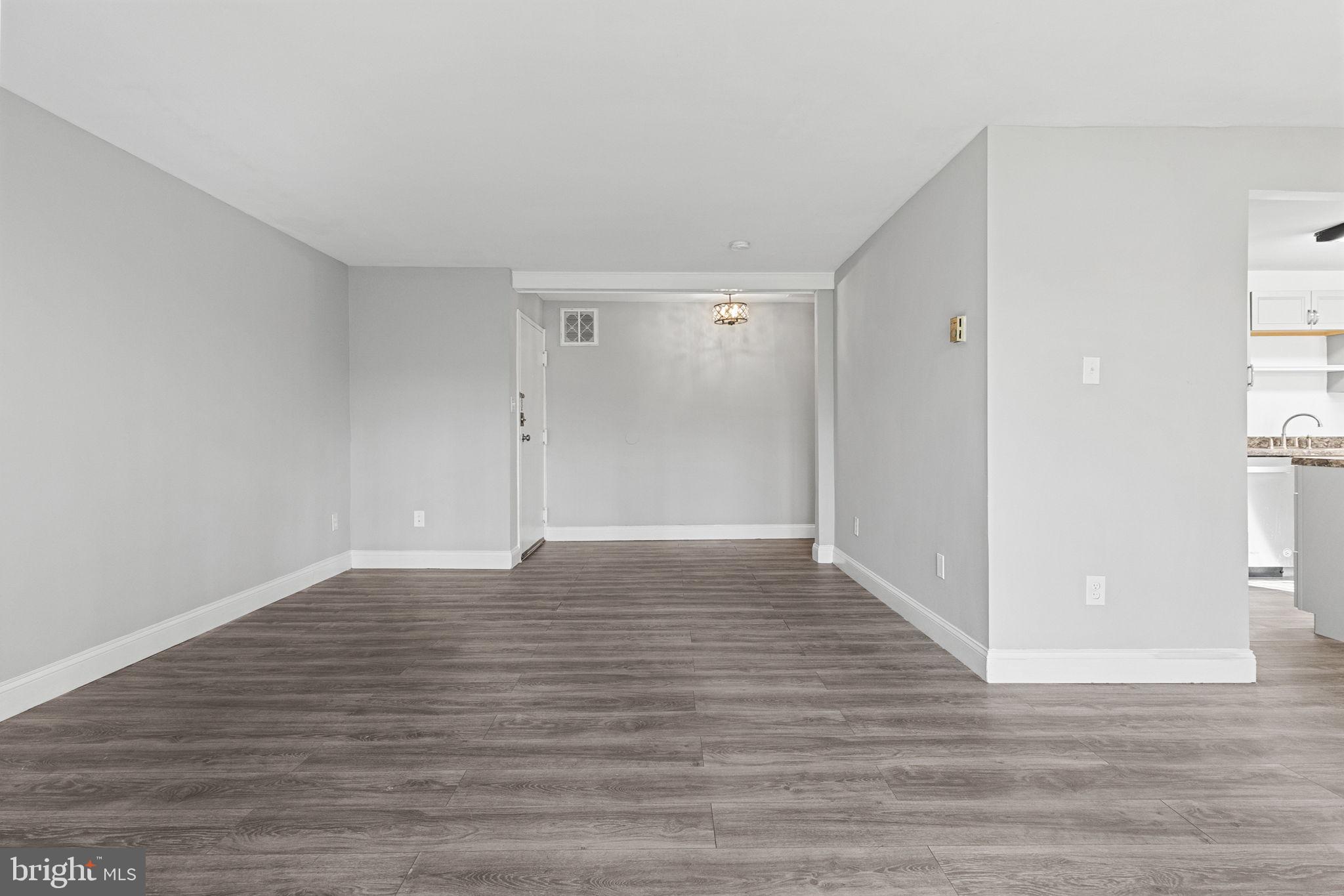 3310 HUNTLEY SQUARE DRIVE T