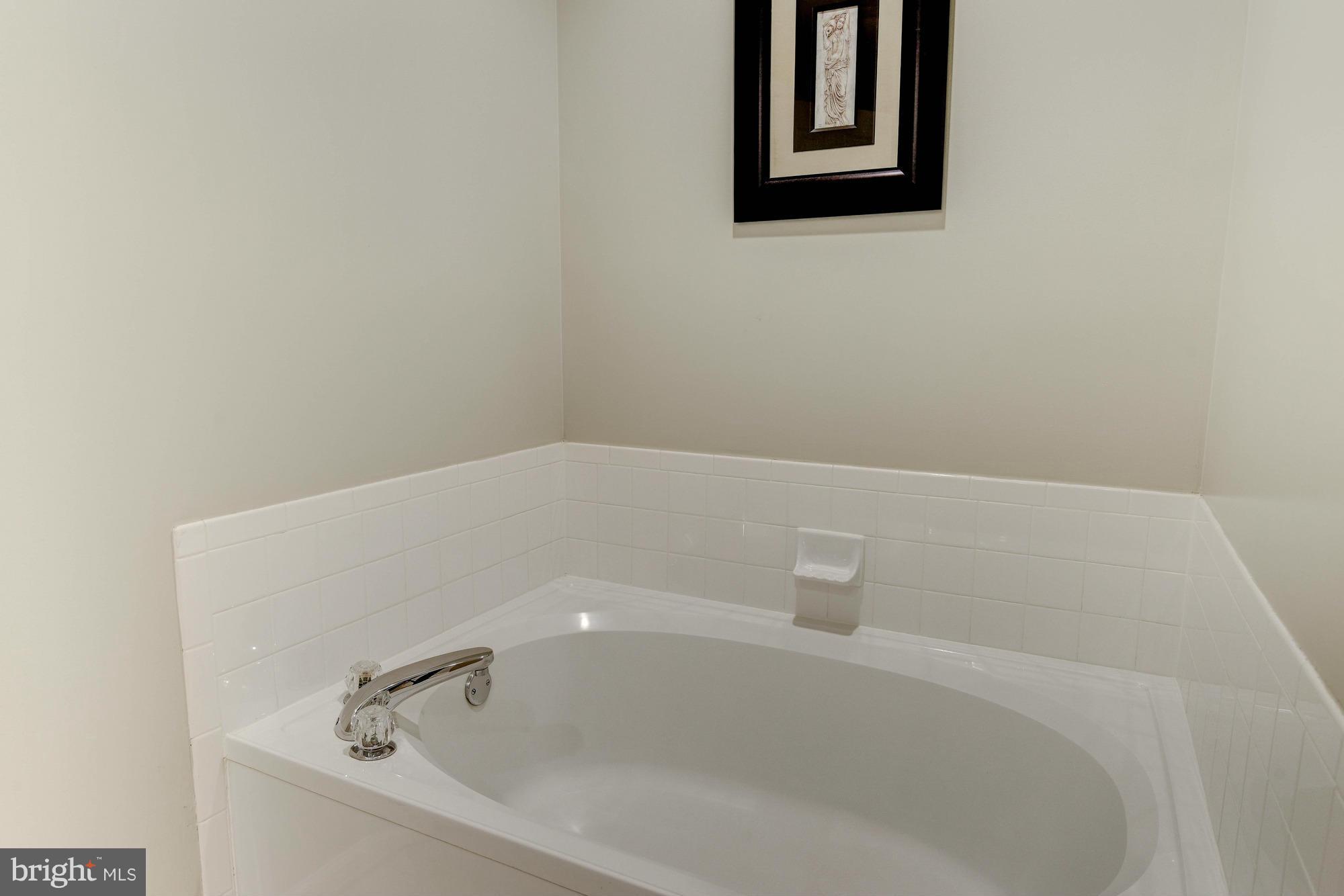 KINGSTOWNE - Residential