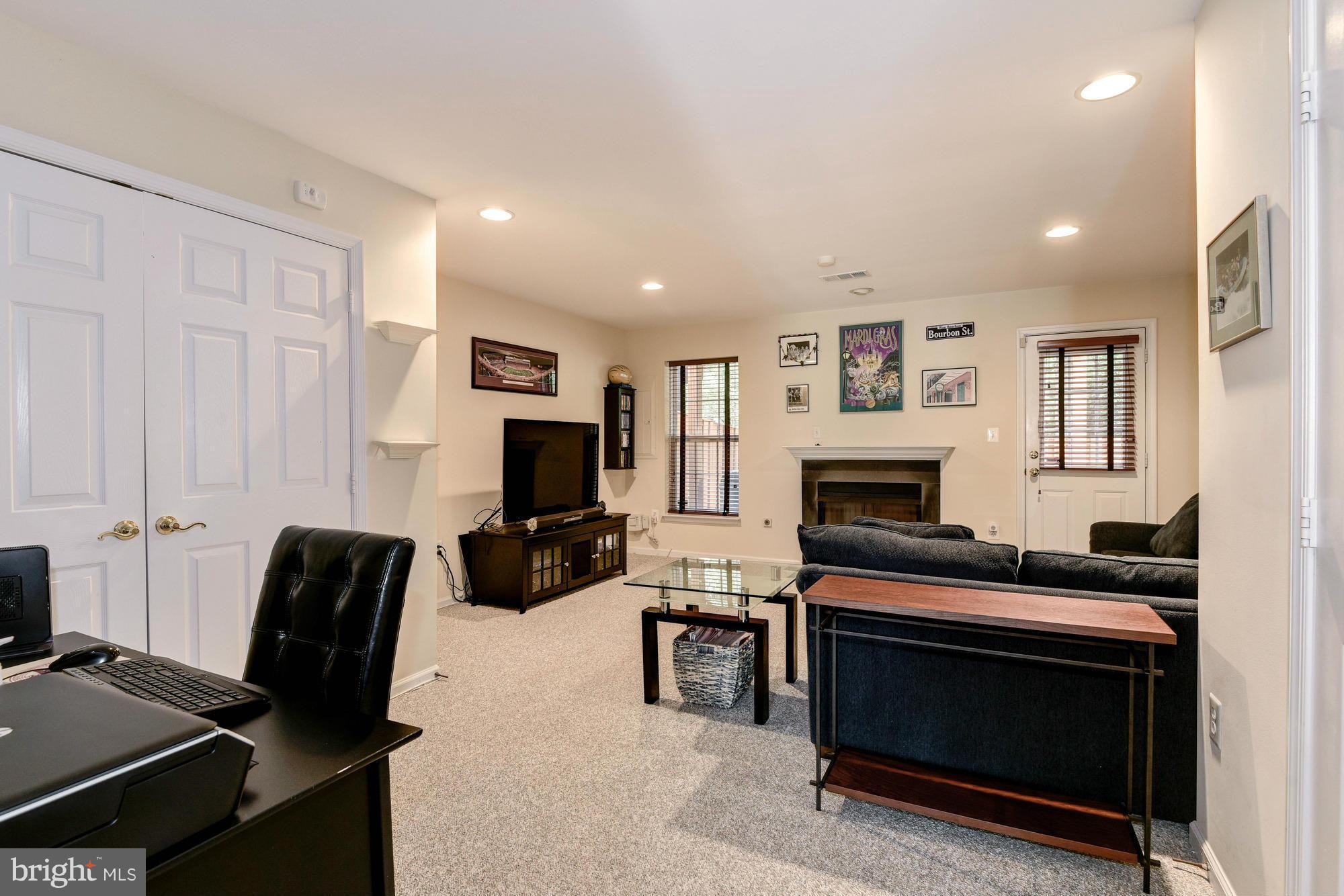 KINGSTOWNE - Residential