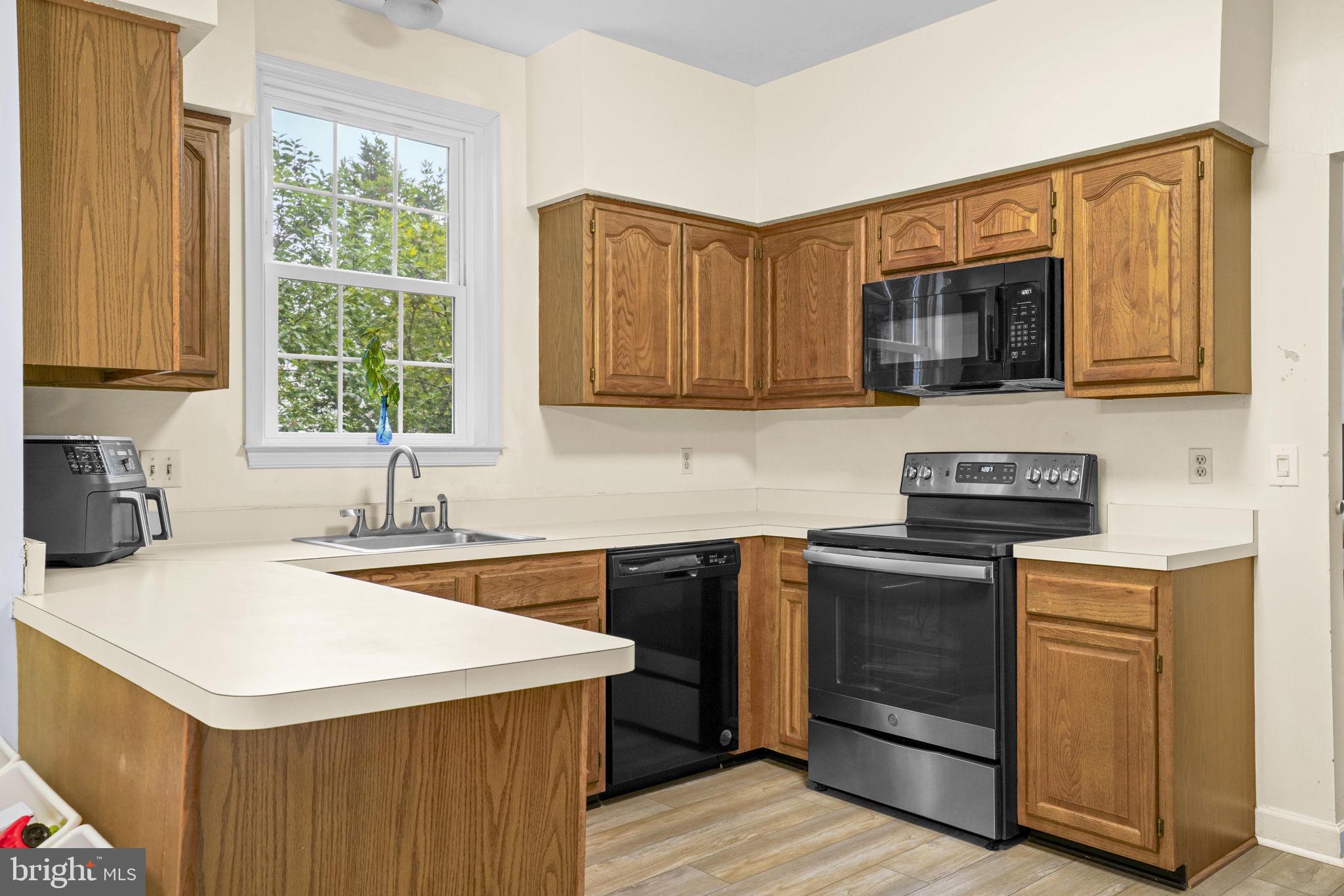 HICKORY RIDGE - Residential