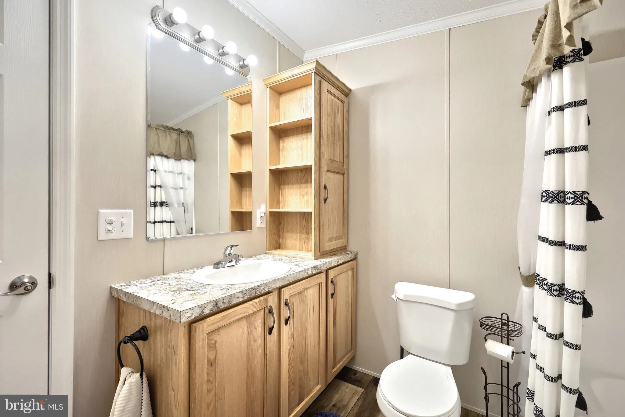 Spring Grove, Pennsylvania 17362, United States, 3 Bedrooms Bedrooms, ,2 BathroomsBathrooms,Residential,Pending,200307