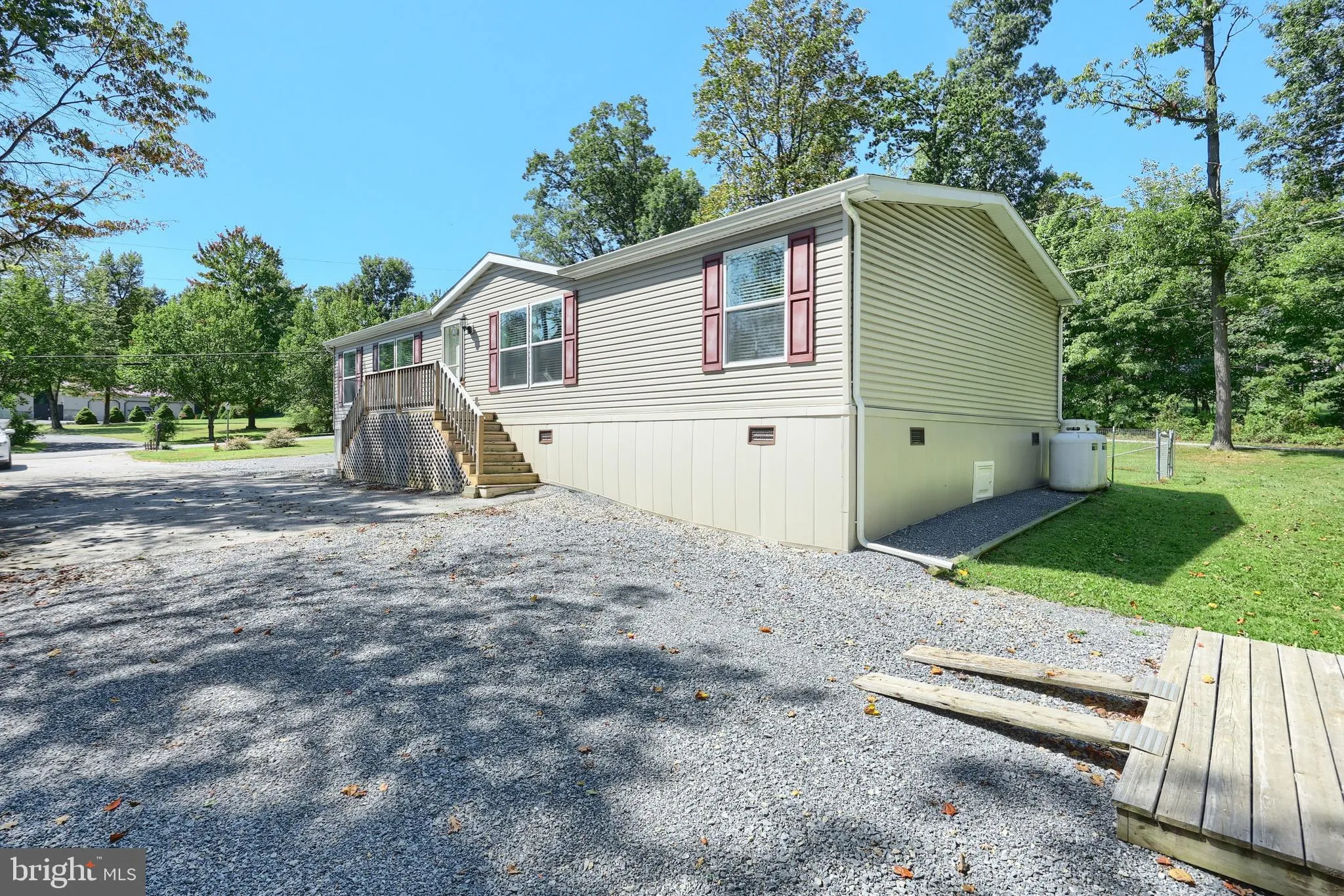 Spring Grove, Pennsylvania 17362, United States, 3 Bedrooms Bedrooms, ,2 BathroomsBathrooms,Residential,Pending,200307