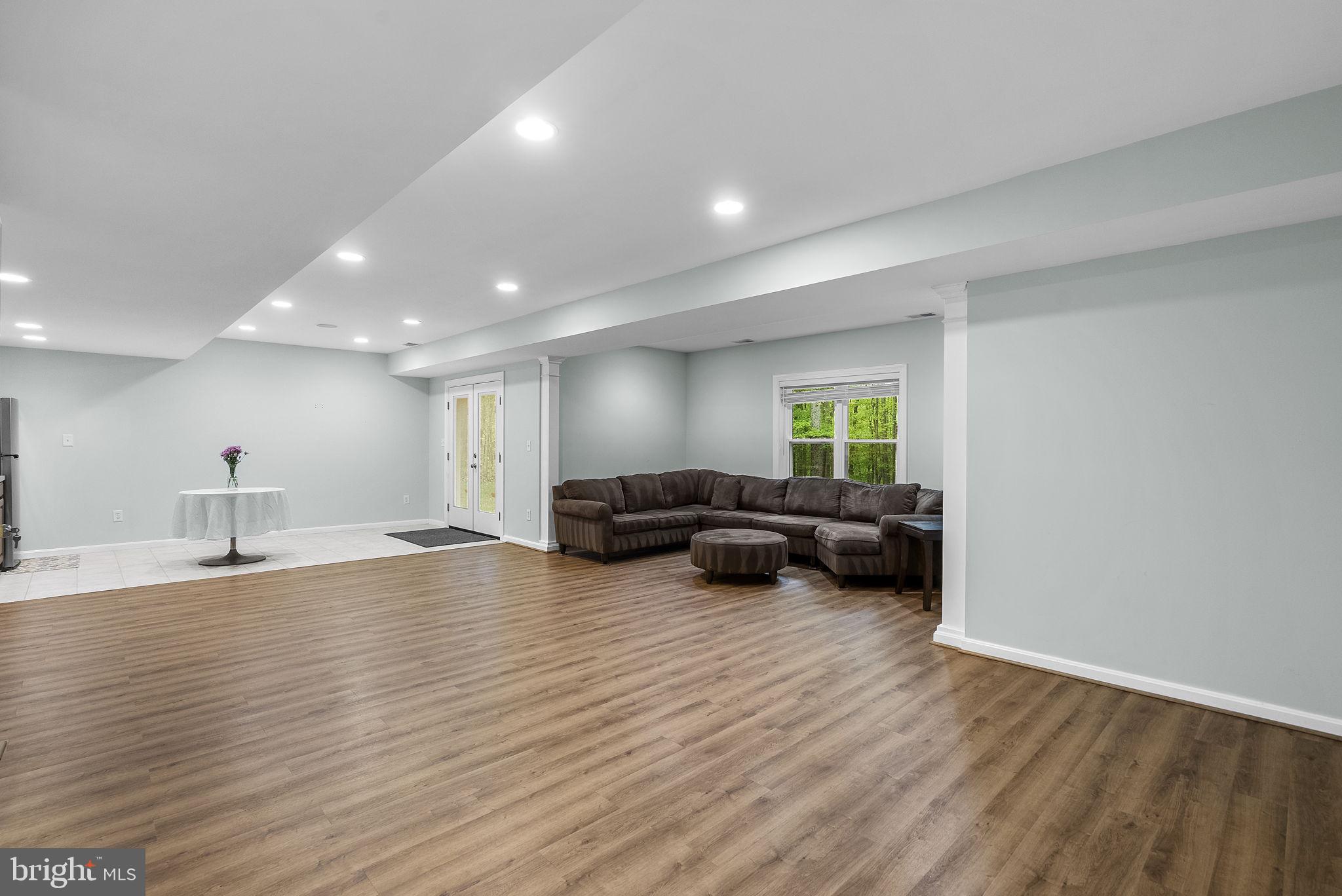 GRANBY WOODS - Residential