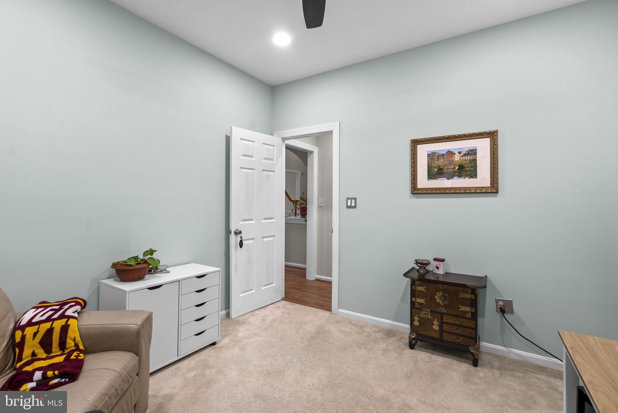 GRANBY WOODS - Residential