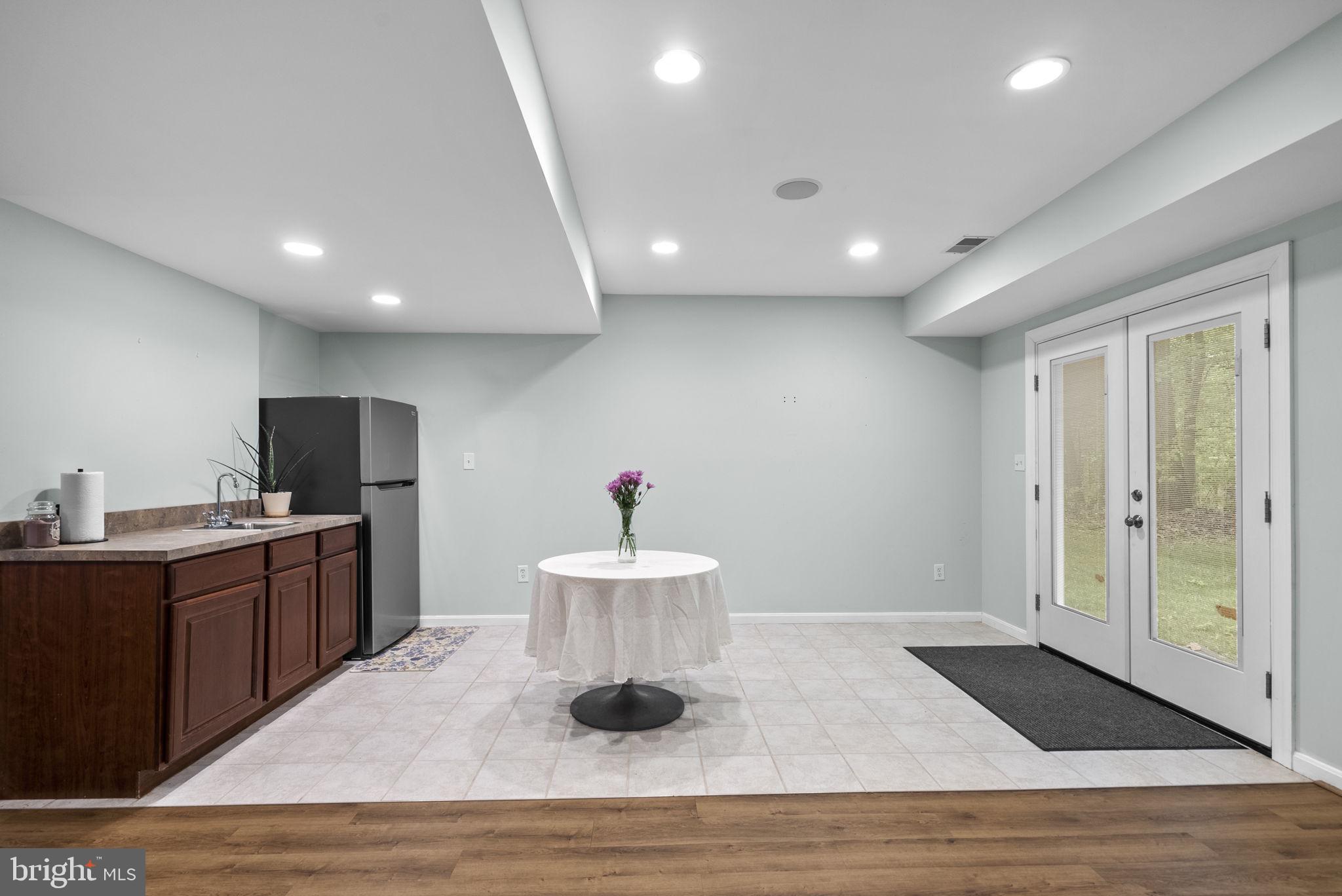 GRANBY WOODS - Residential