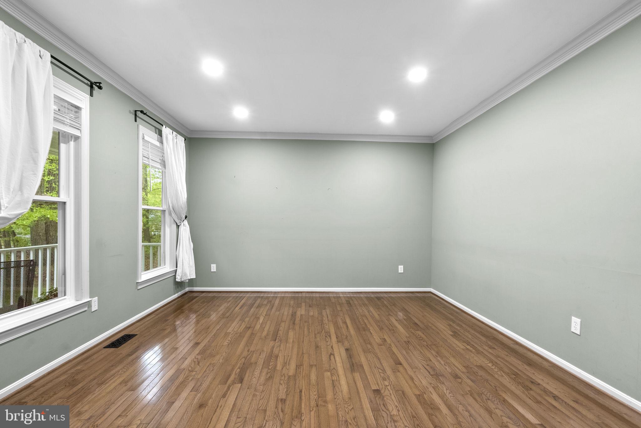 GRANBY WOODS - Residential