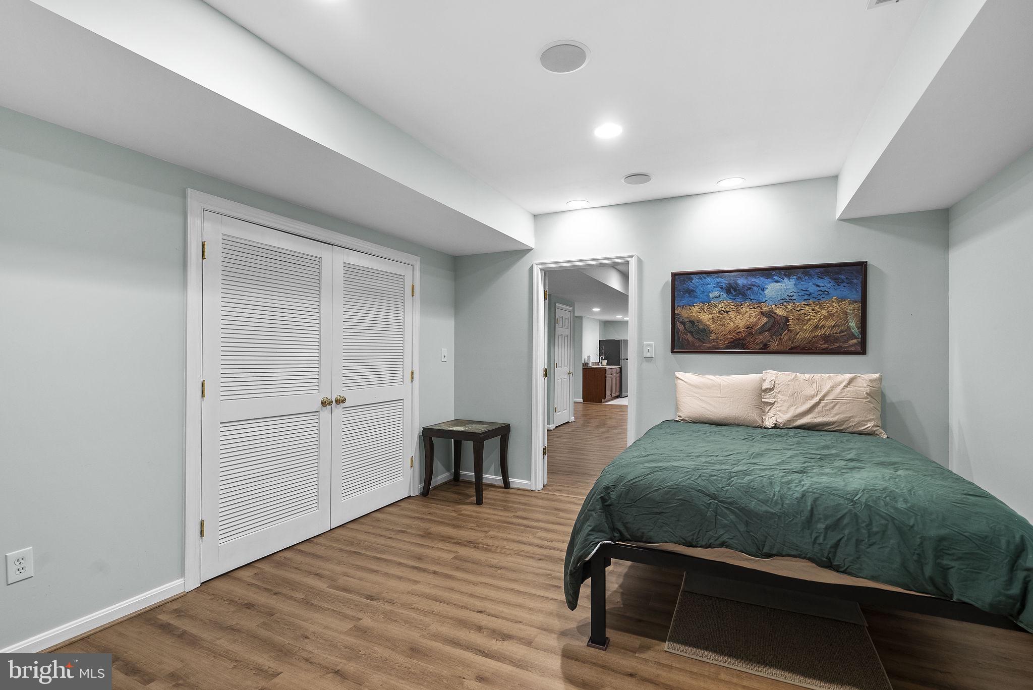 GRANBY WOODS - Residential