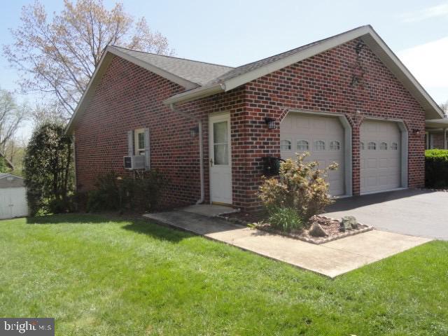76 MONROE DRIVE